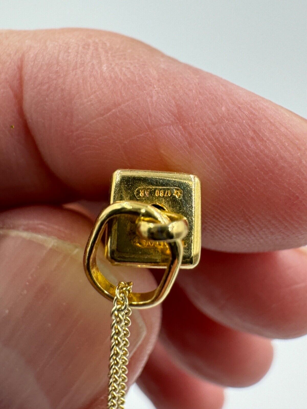 14k yellow gold Totem Bar I love You Pendant Multi Language