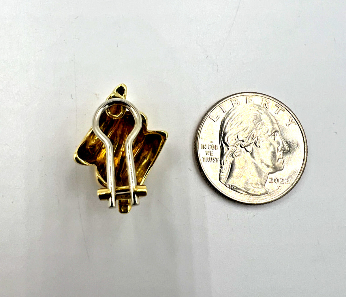 Estate Tiffany Ribbed Yellow Gold Clip On Earrings