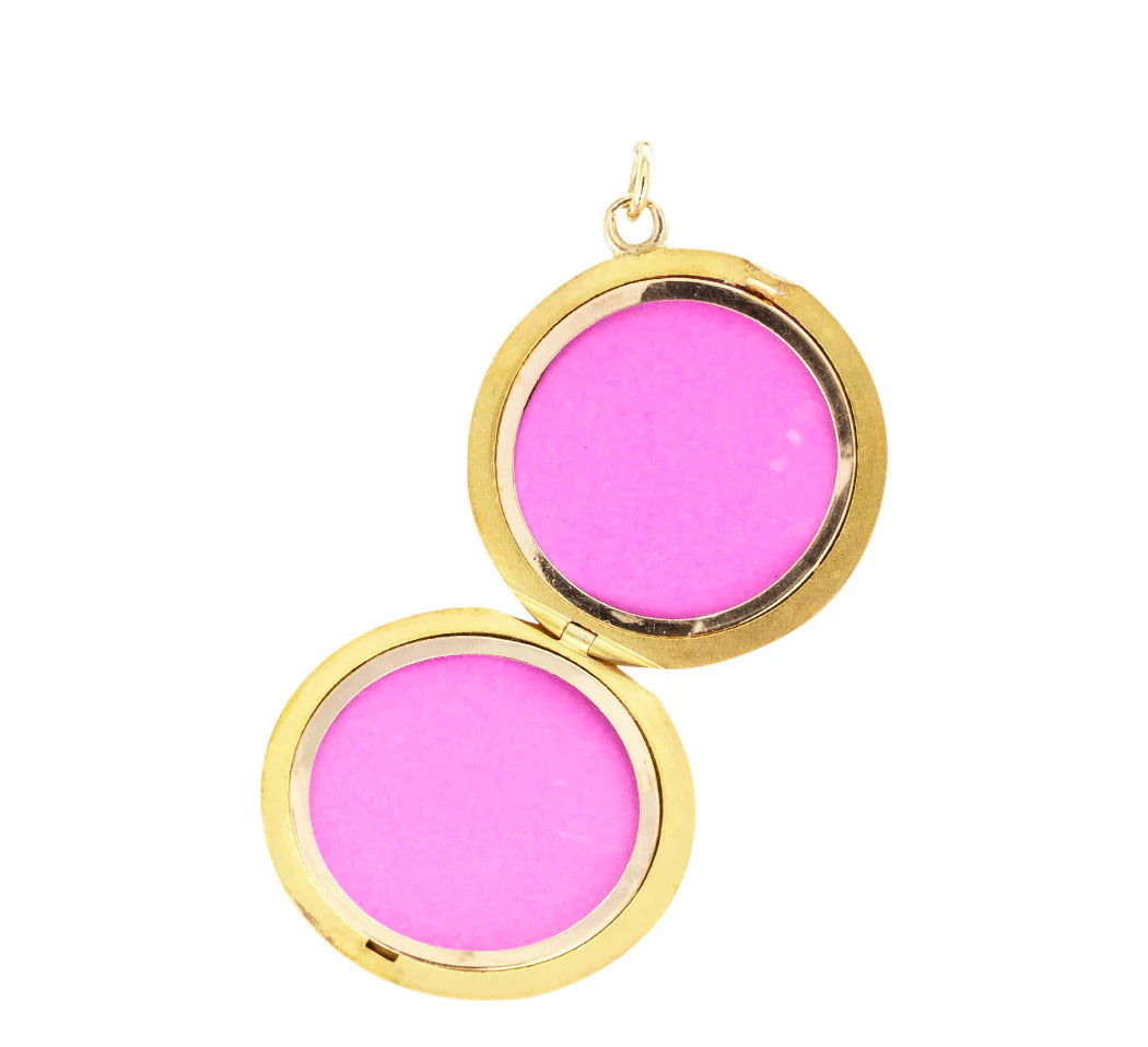 Art Nouveau Flowing Hair Yellow Gold Locket