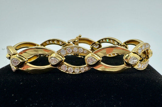 1970s Diamond And  Yellow Gold Link Bracelet