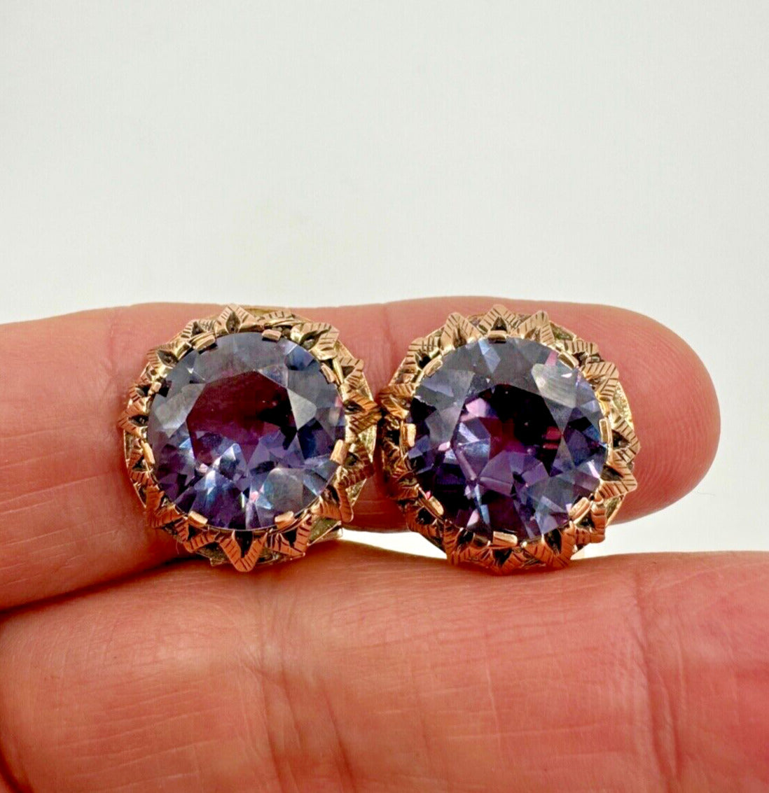 Vintage 9k ct Gold Synthetic Change Sapphire Clip on Earrings Rose Gold