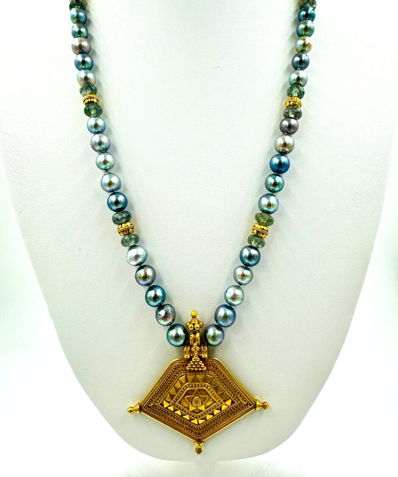 21k gold blue Pearl Strand Necklace with Gold Quartz Spacers