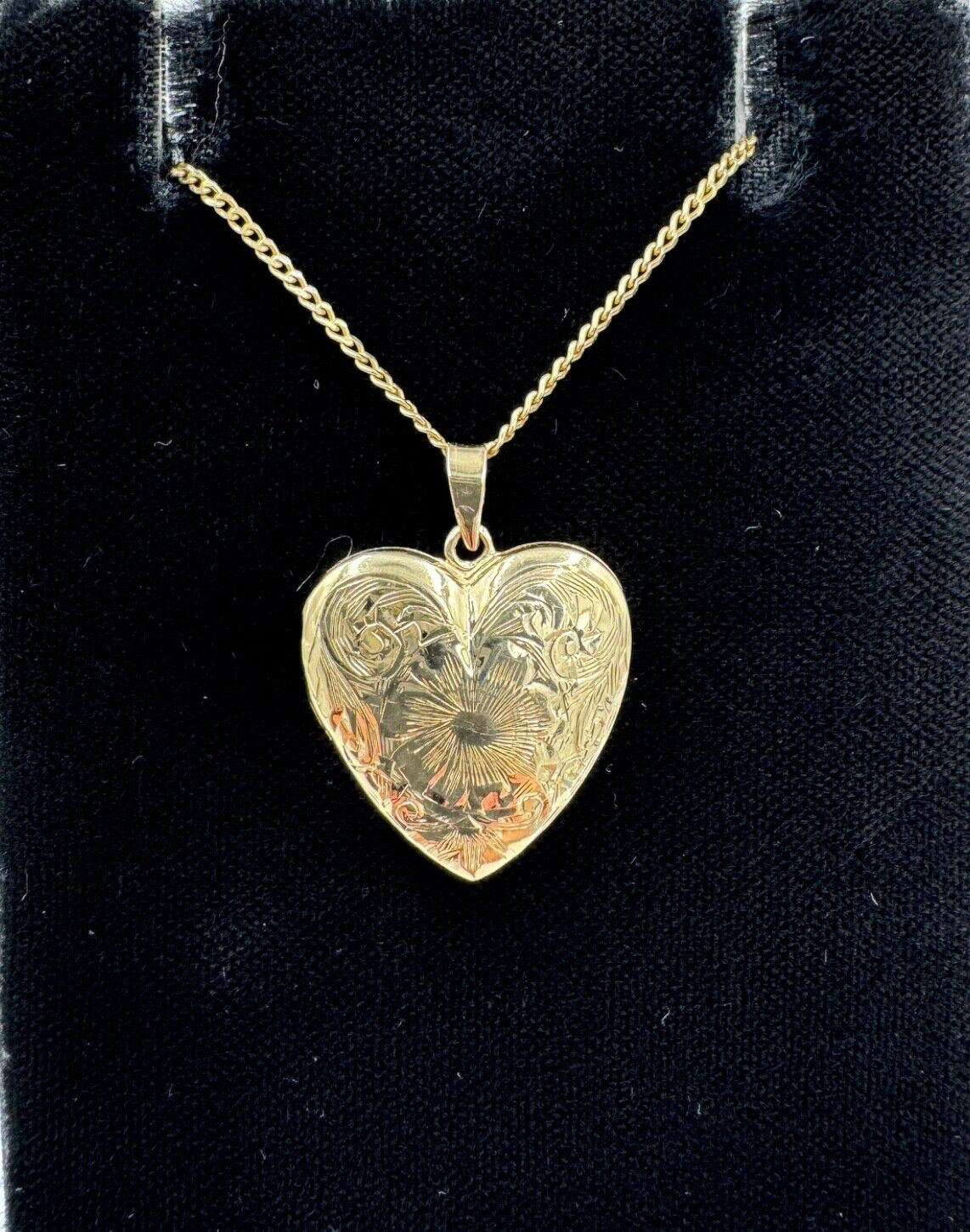 Vintage 14k Yellow Gold Heart Locket Pendant - Main Image