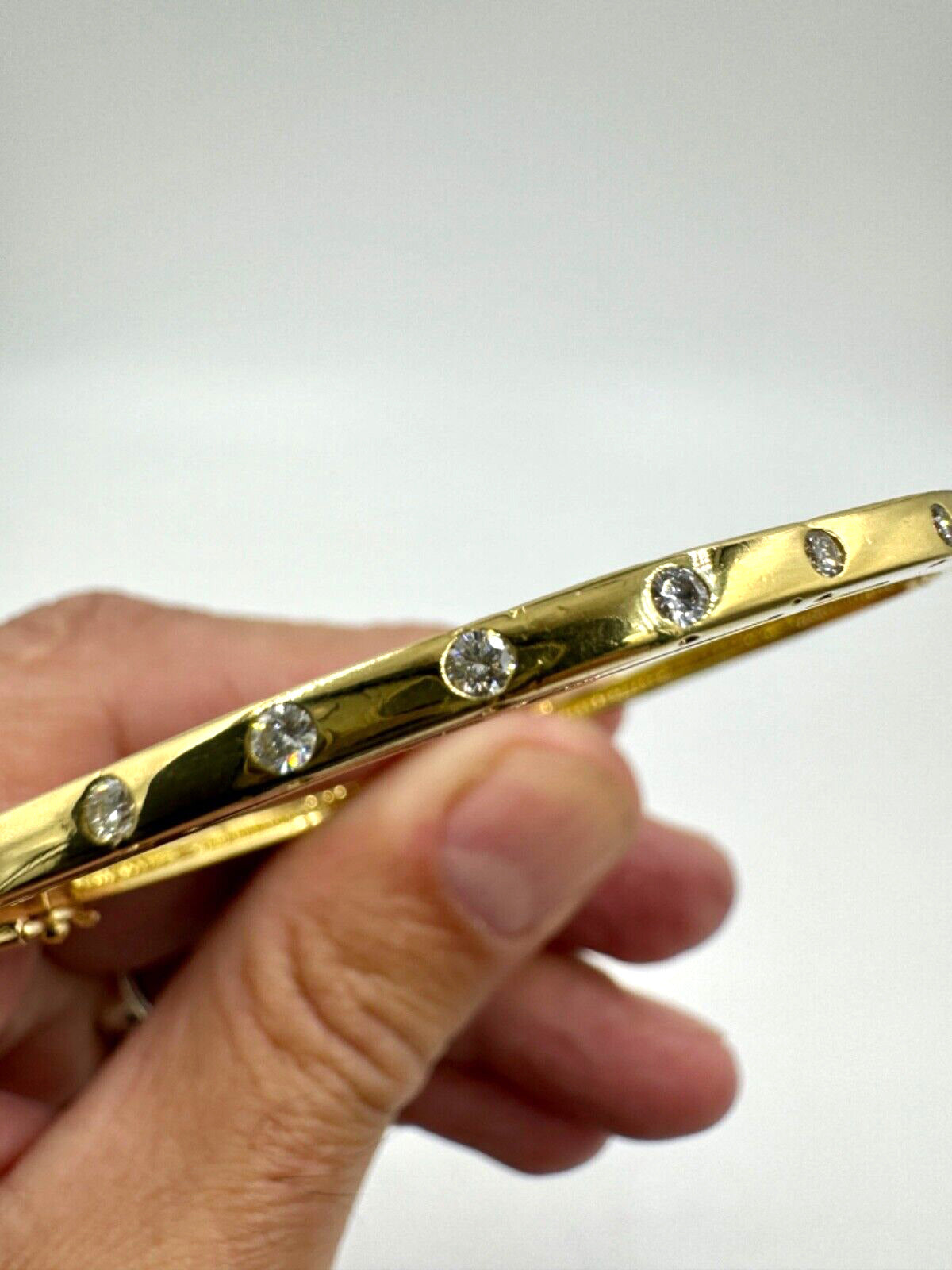 DESIGNER CINDY ROYCE DIAMOND BANGLE BRACELET 18K YELLOW GOLD ~6.3"