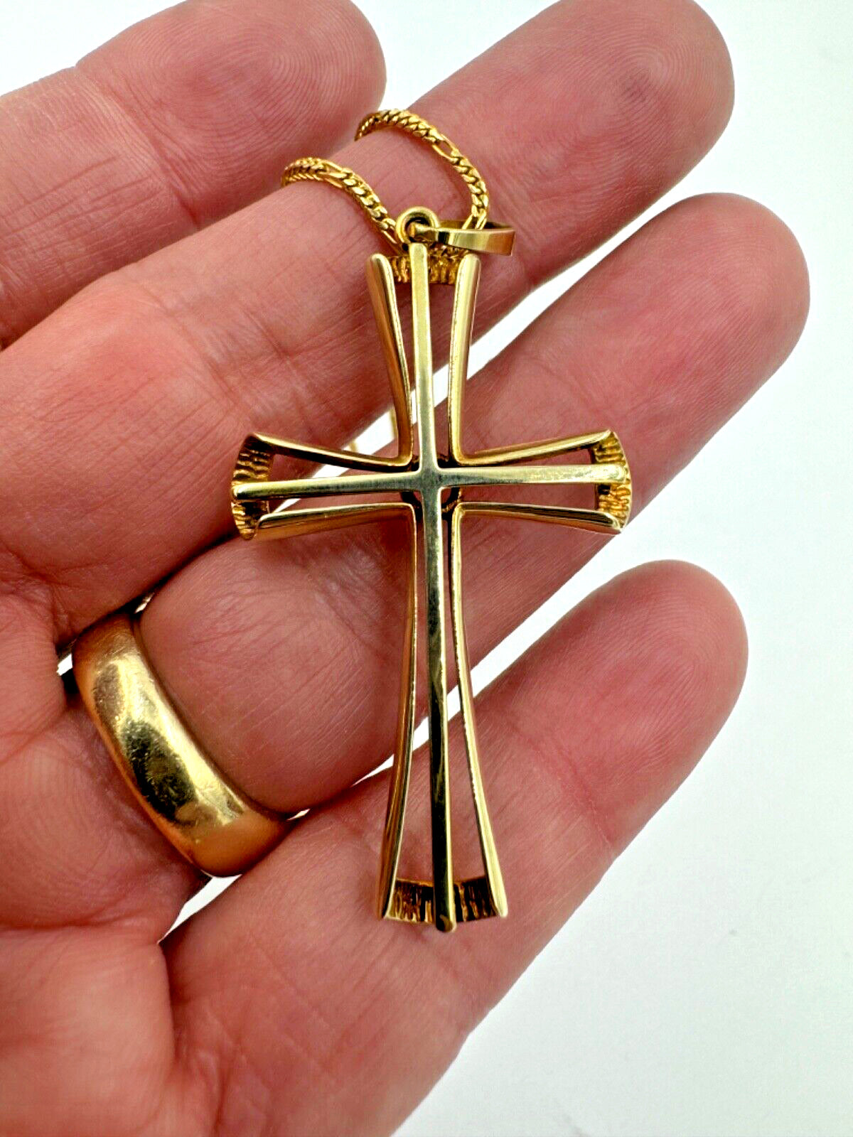Italian 14k yellow gold Cross Necklace Pendant Signed
