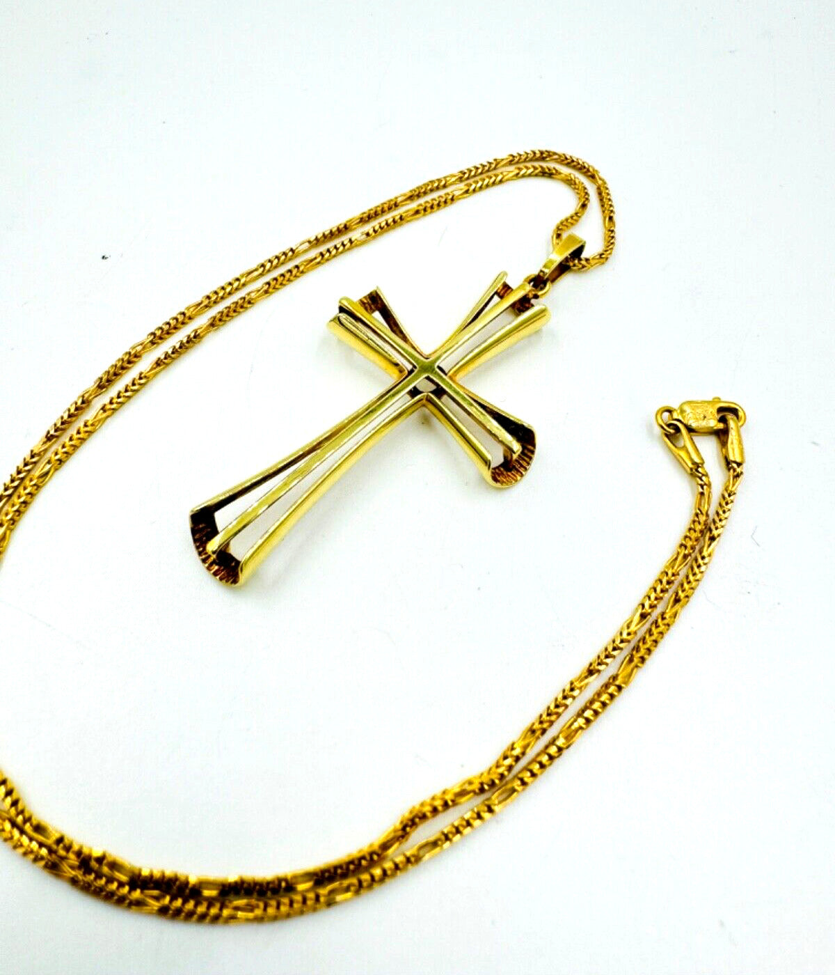 Italian 14k yellow gold Cross Necklace Pendant Signed