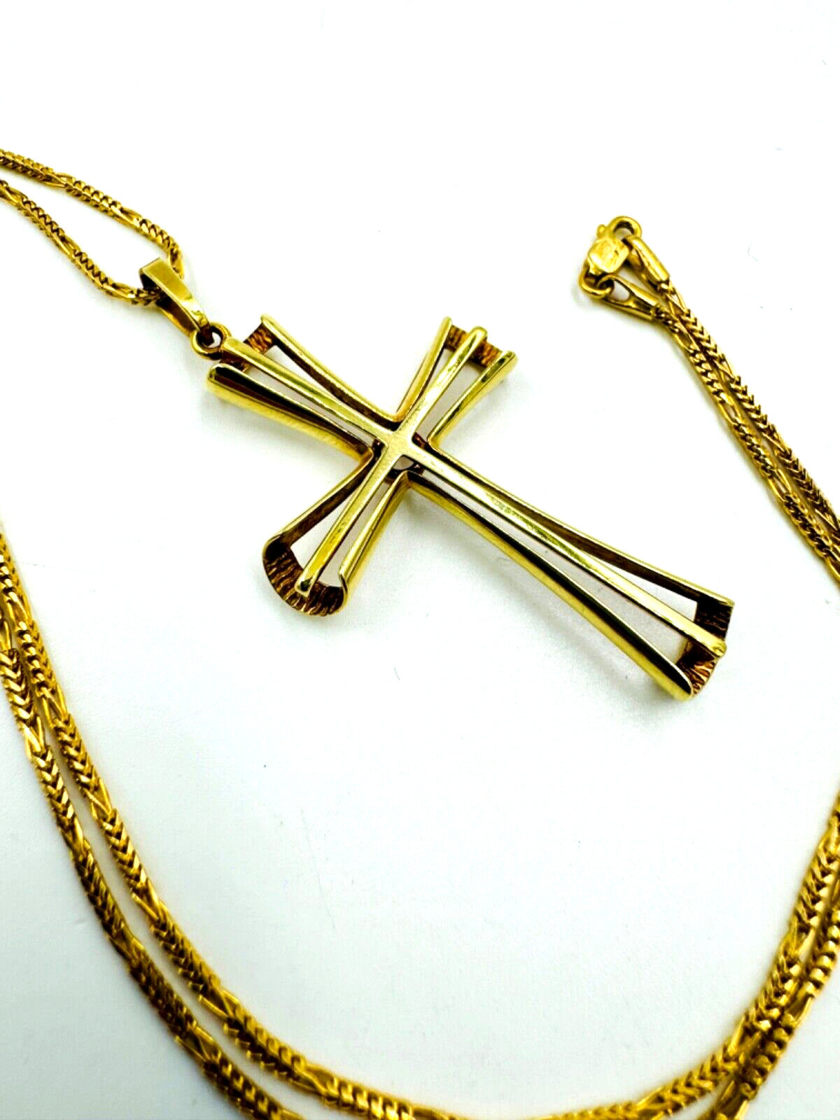 Italian 14k yellow gold Cross Necklace Pendant Signed