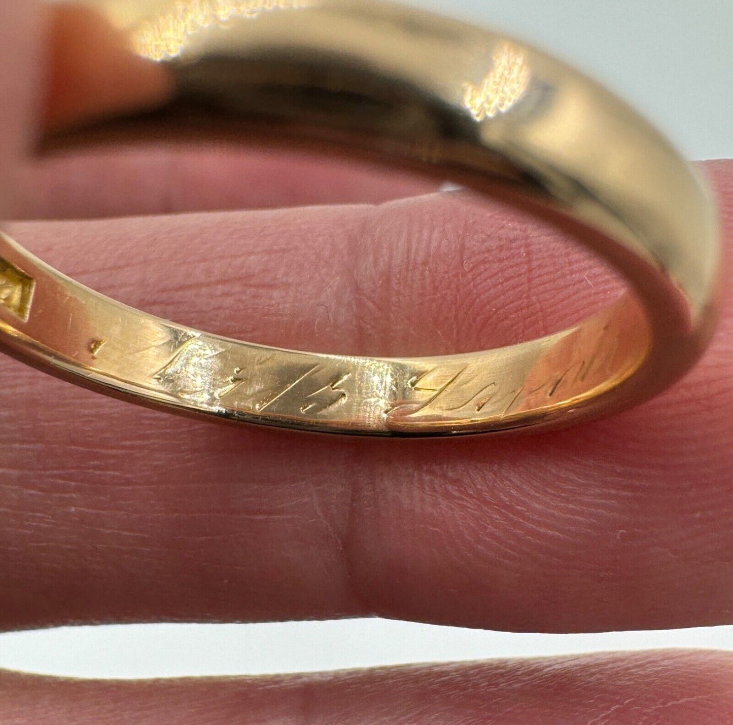 Antique 18K yellow Gold Art Deco Band Ring 3.3mm band Swedish