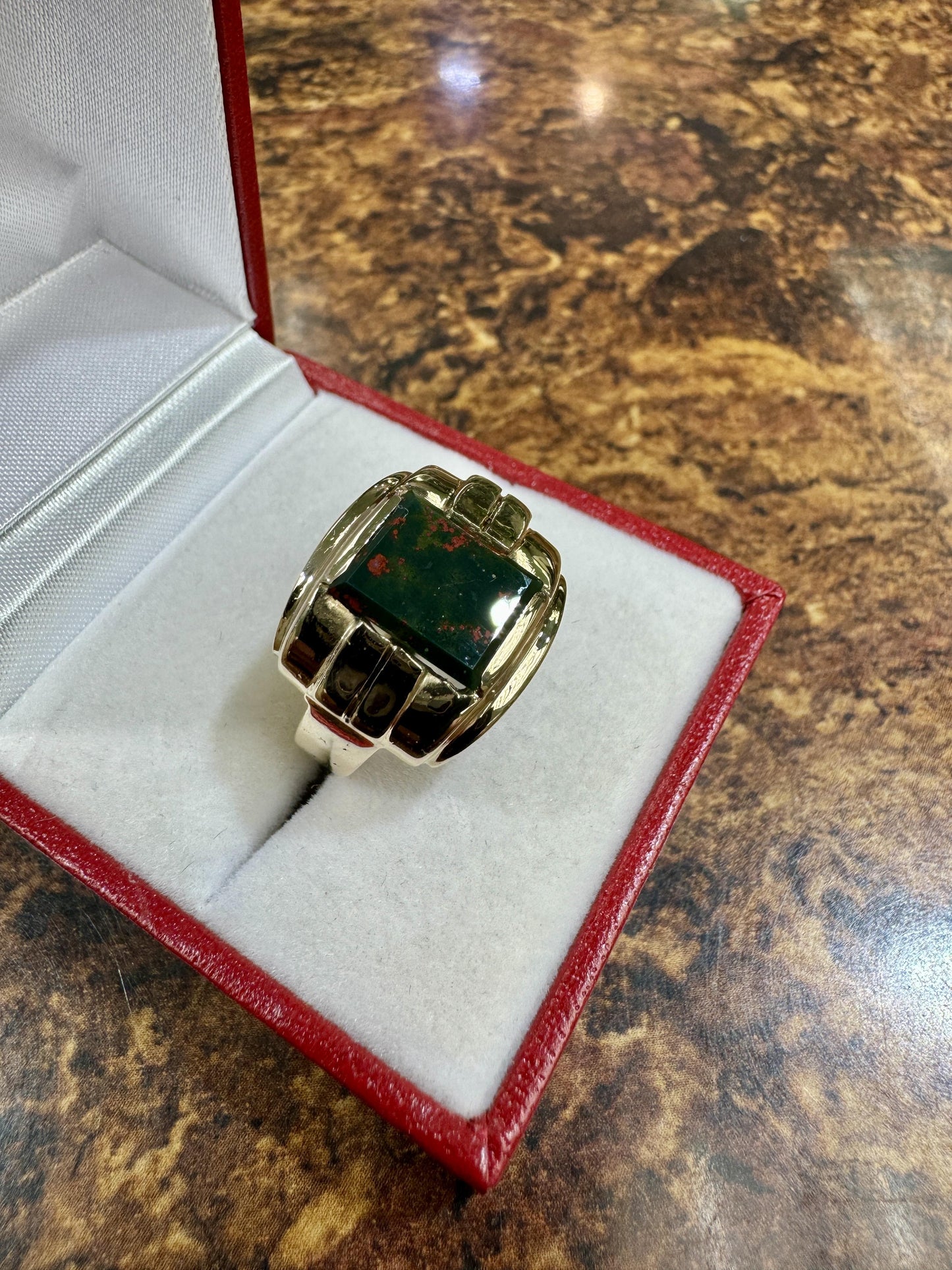 Estate Men's 10k Yellow Gold Bloodstone Ring Circa 1940's