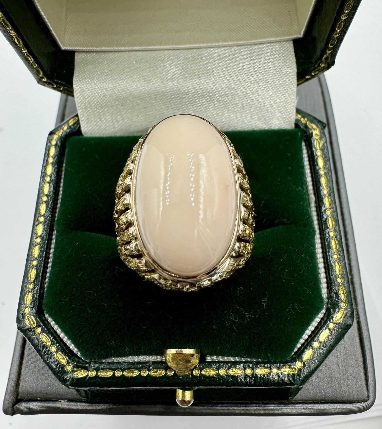 Estate 14k Yellow Gold Angel Skin Coral Cocktail Ring