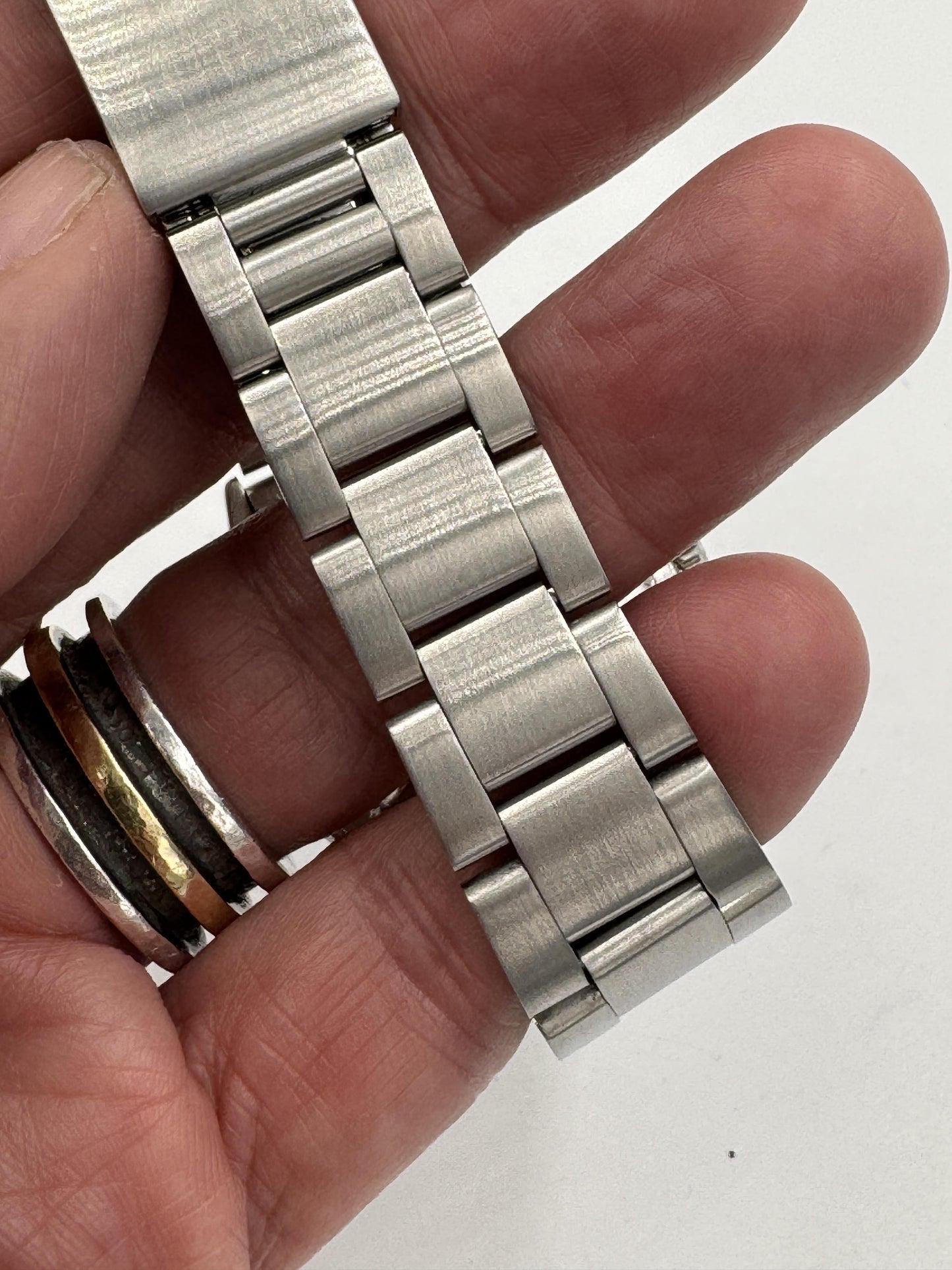 Rolex 16220 Engine Turned Bezel Oyster Band 1989 with Receipt
