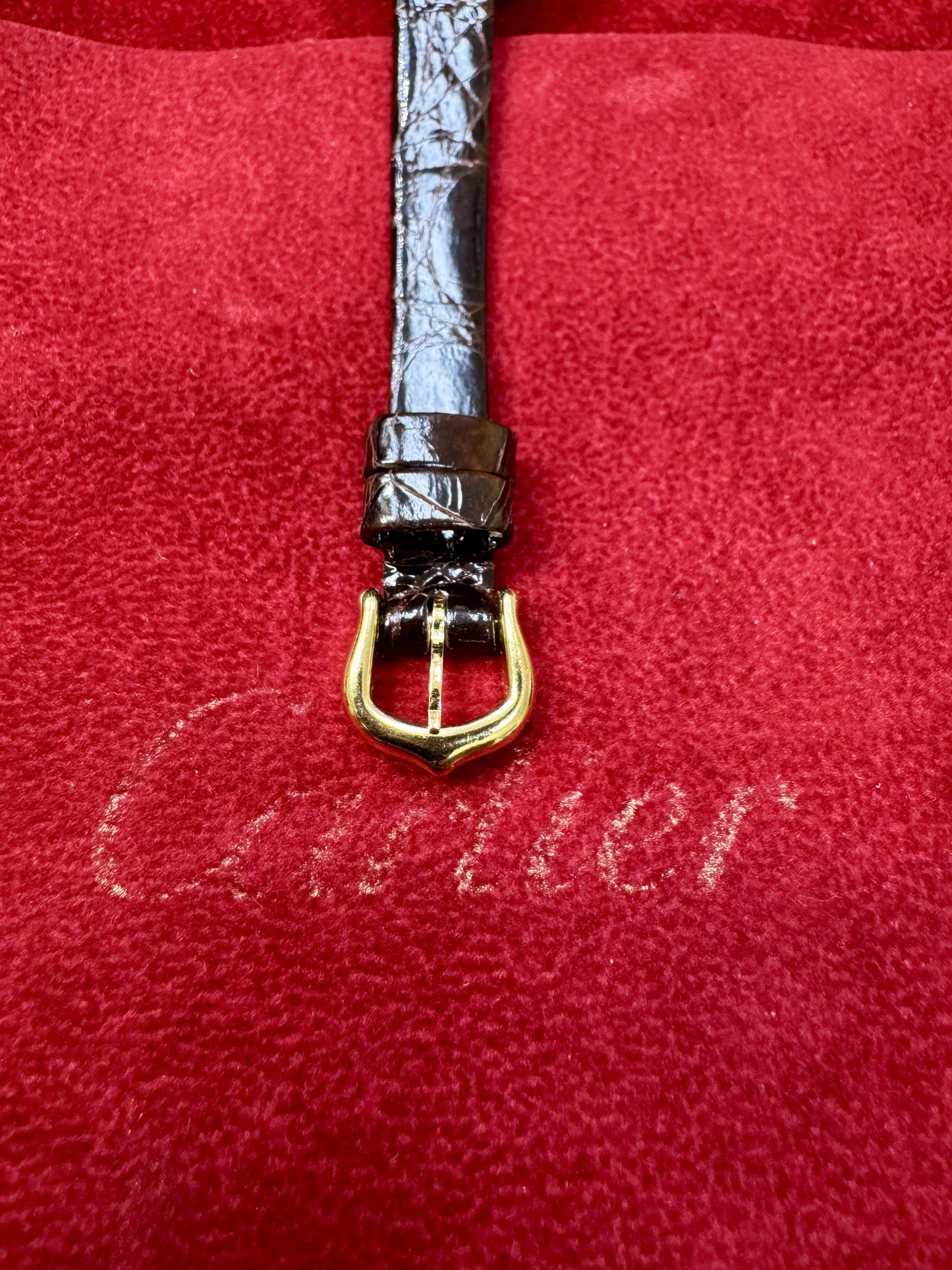 Cartier Baignoire 18K Yellow Gold 22mm White Roman Mechanical Ref 78094