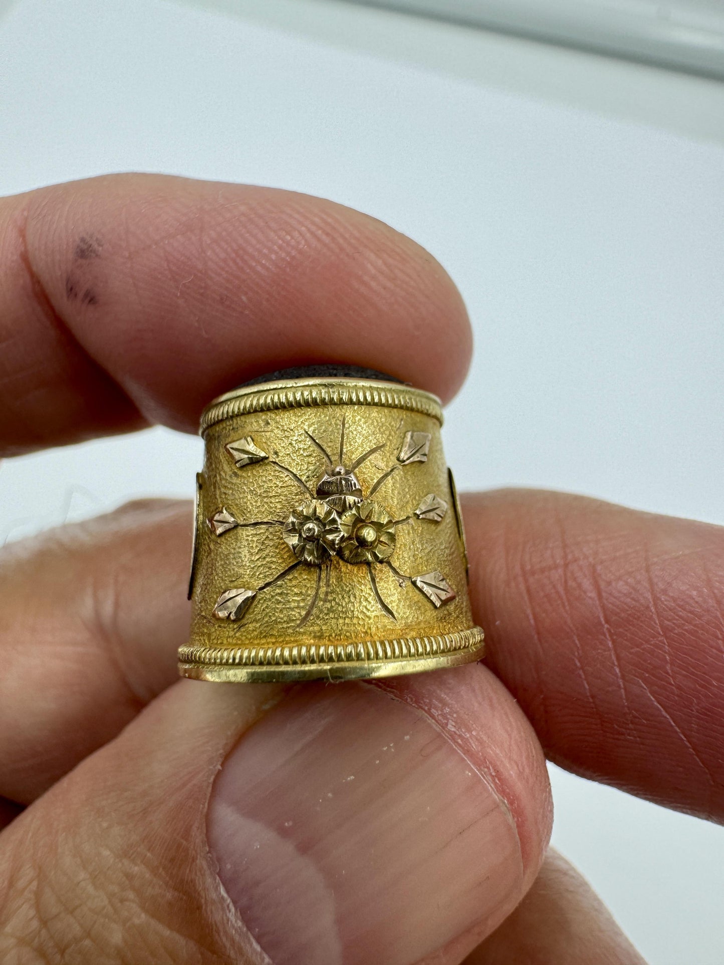 Antique 18k Yellow Gold Childs Thimble No Monograms