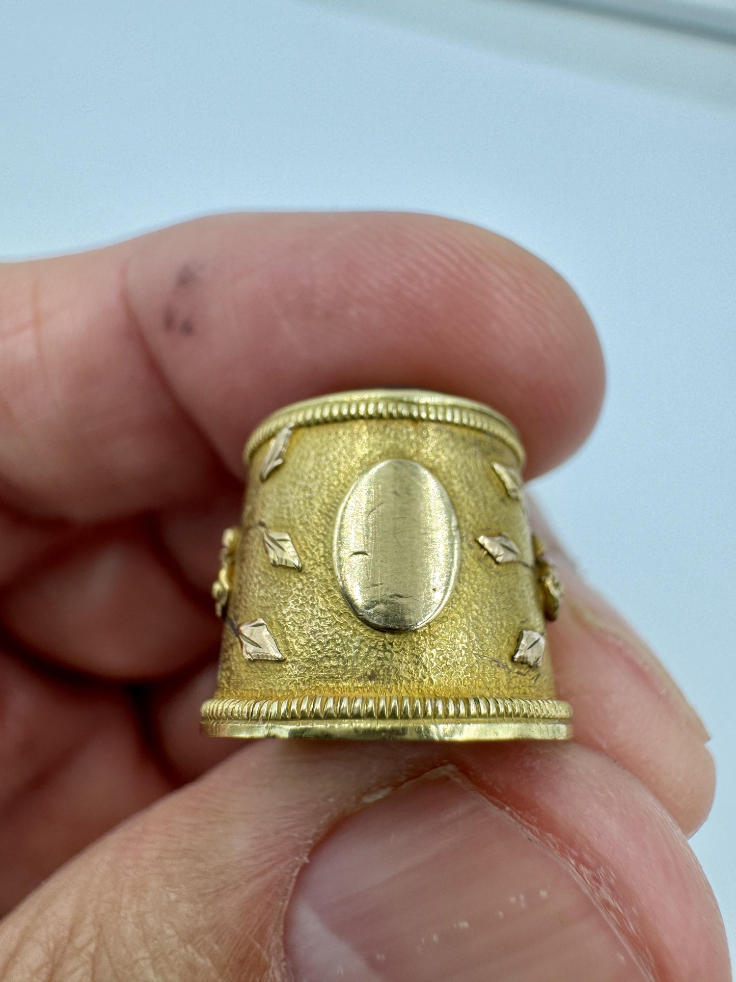 Antique 18k Yellow Gold Childs Thimble No Monograms