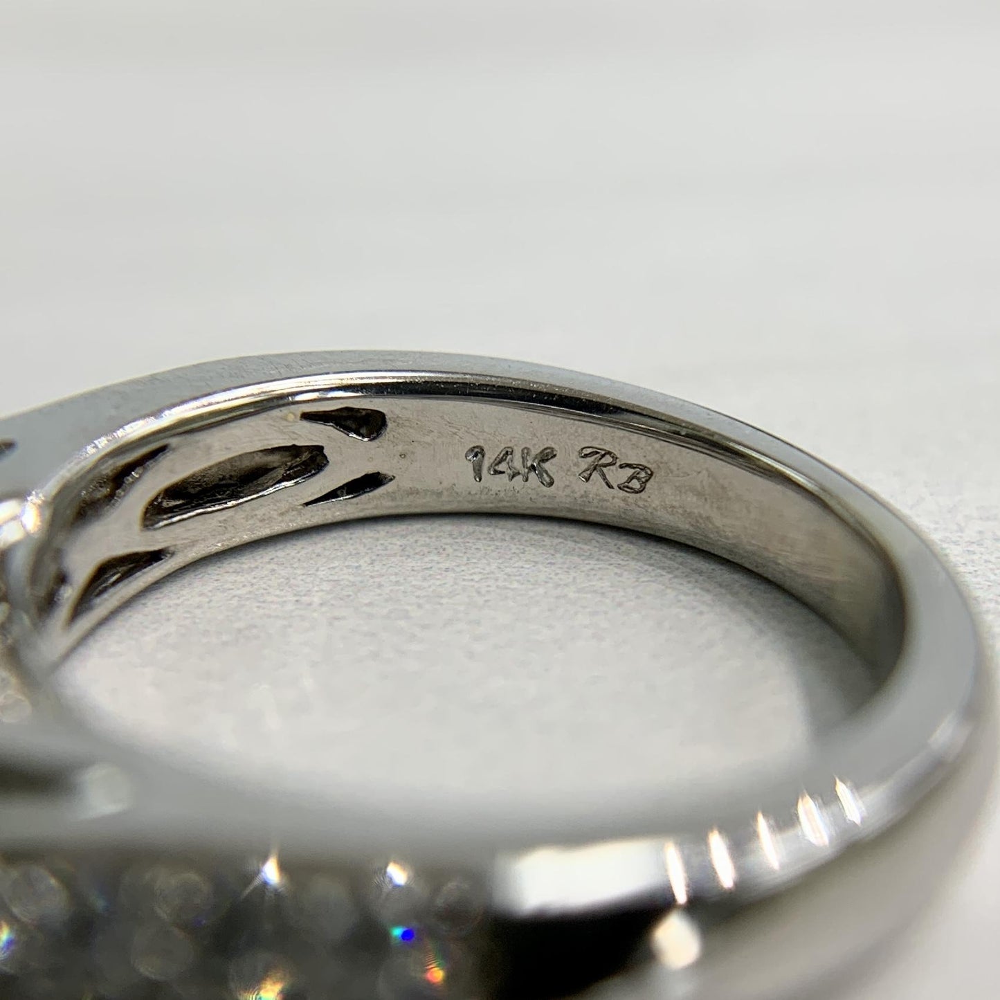 Robbins Brothers Diamond Engagement Ring 14k