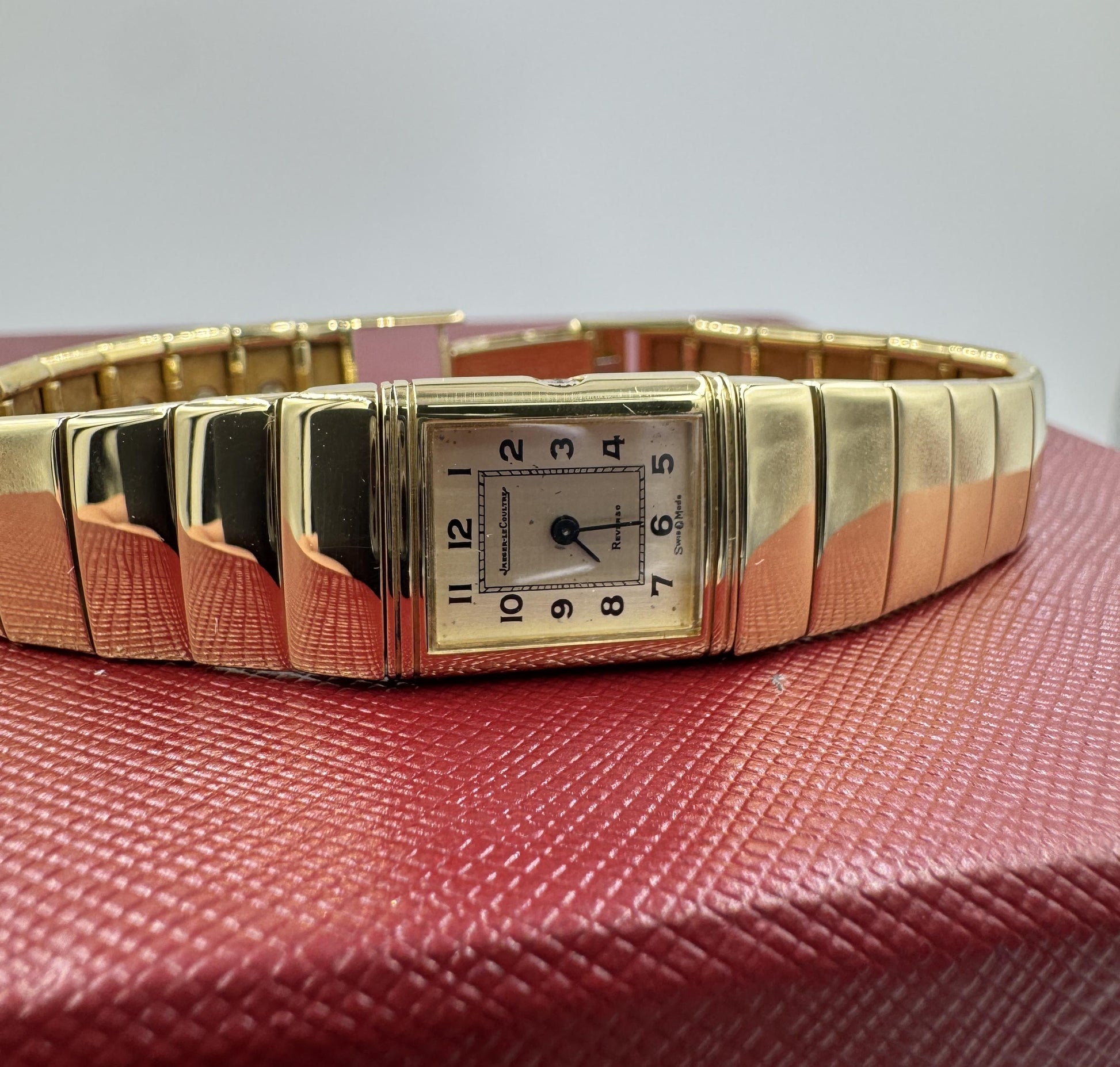 Vintage Jaeger LeCoultre Reverso 18k gold Lady's Watch Rare find