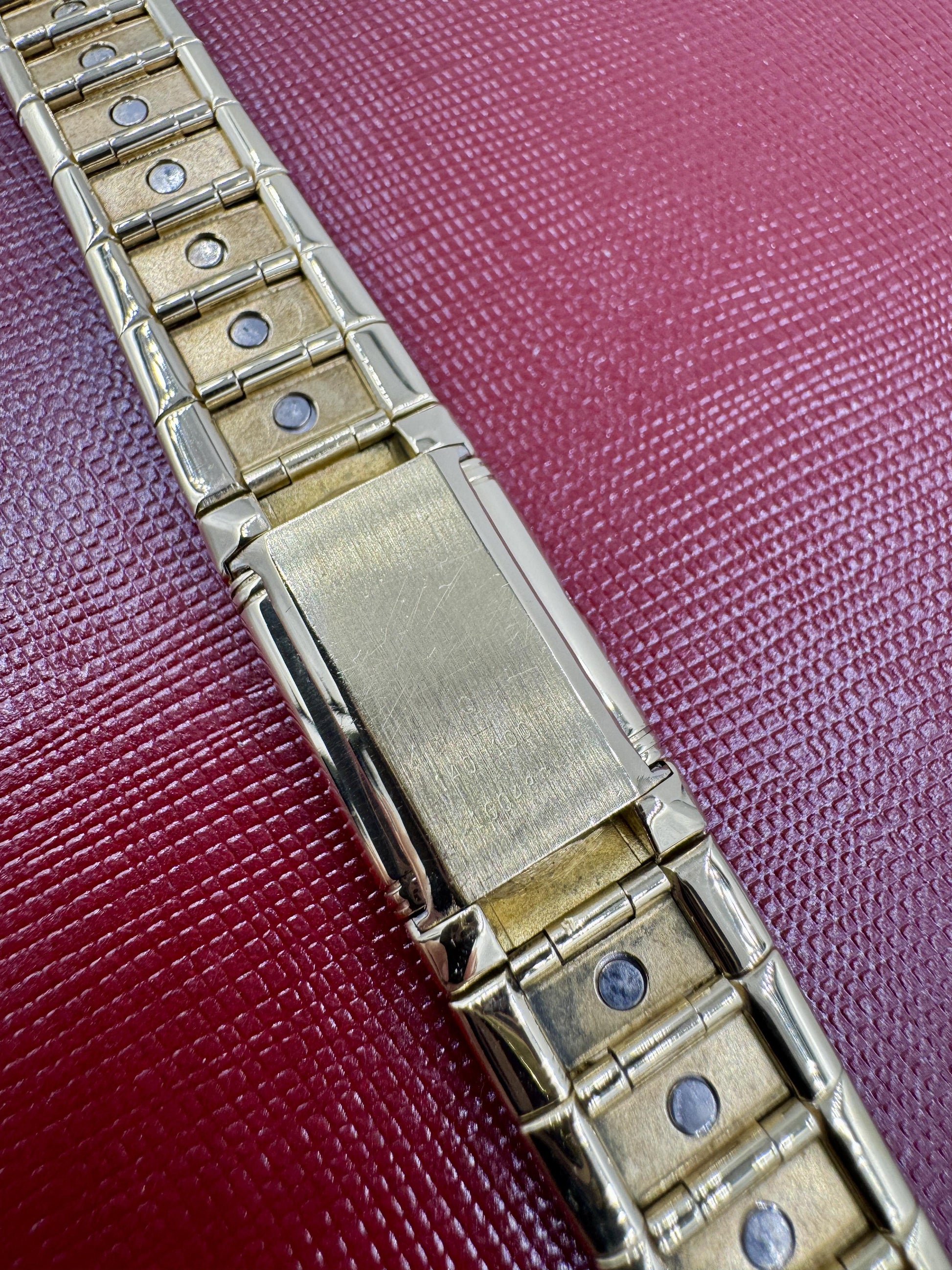 Vintage Jaeger LeCoultre Reverso 18k gold Lady's Watch Rare find