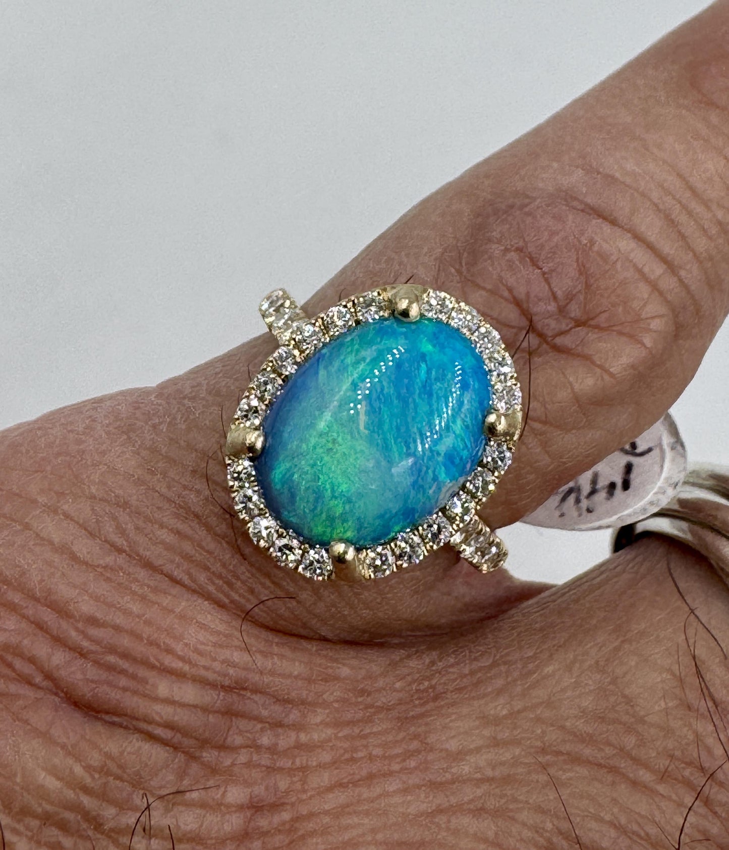 Stunning 18k Gold Opal Diamond Halo Ring