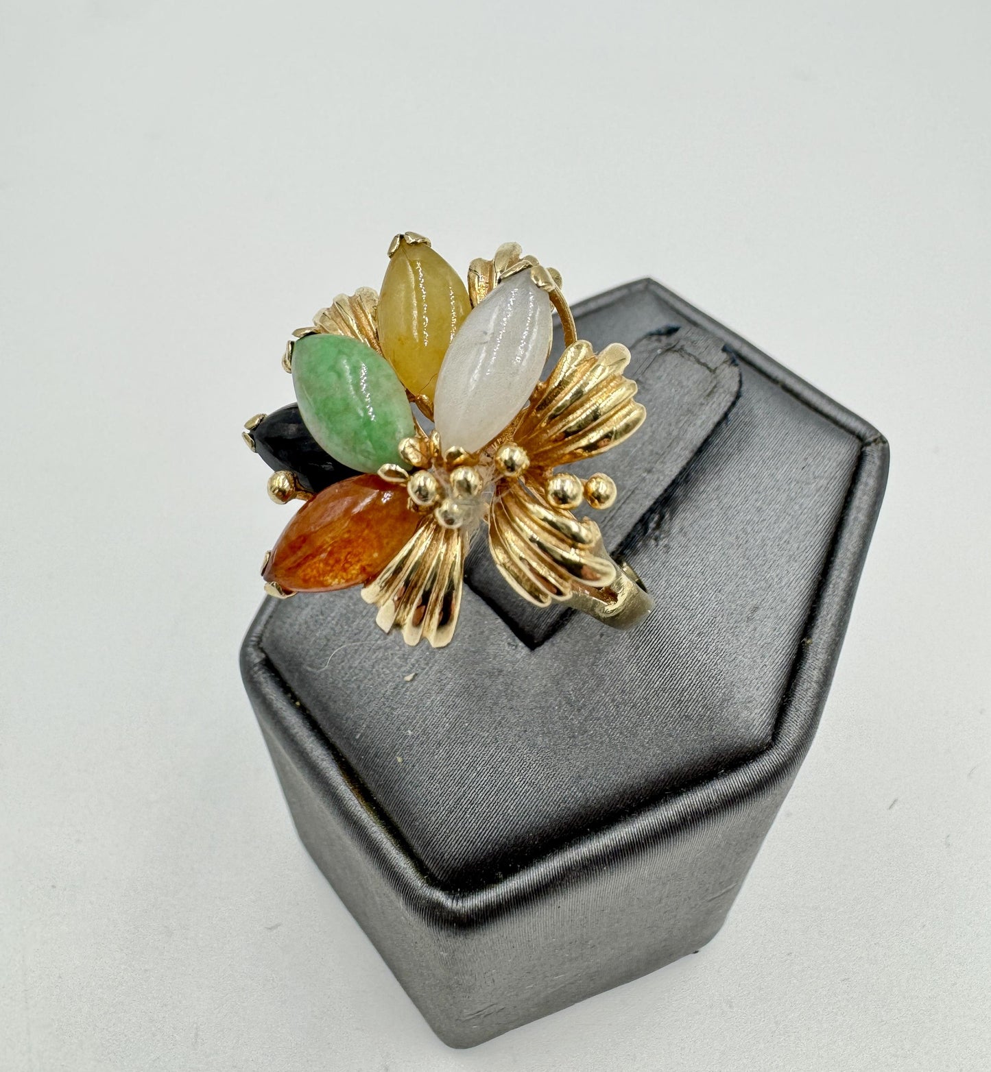 Vintage 14k Yellow Gold Multi Color Jade Flower Ring