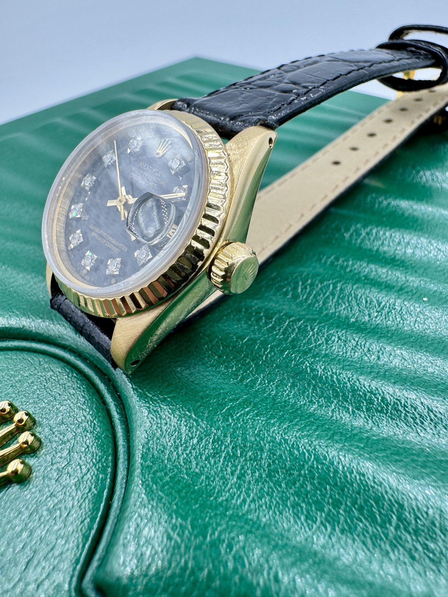 Lady Rolex Datejust Solid 18K Yellow Gold Watch Leather Band Diamond Dial 6917