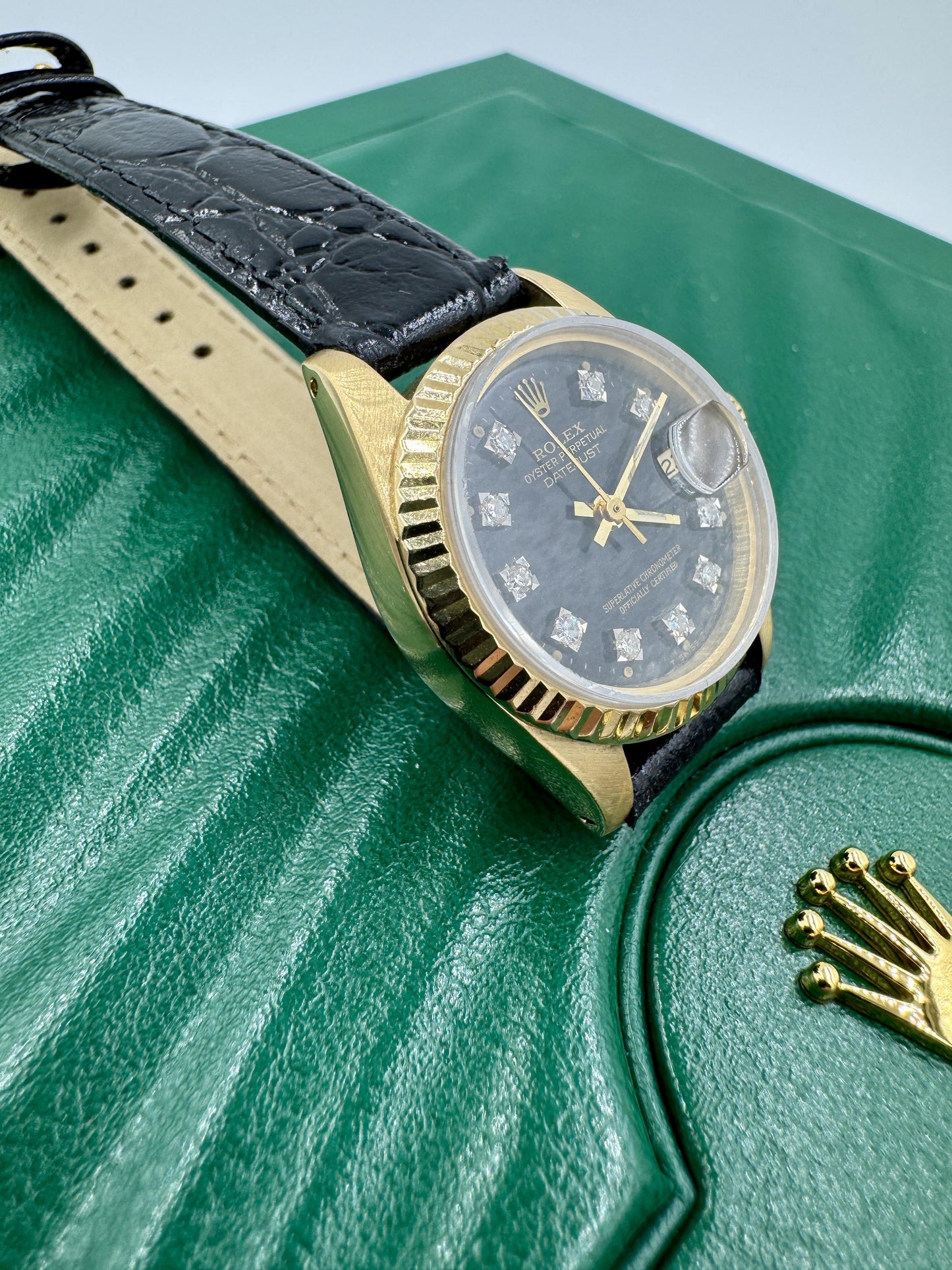 Lady Rolex Datejust Solid 18K Yellow Gold Watch Leather Band Diamond Dial 6917