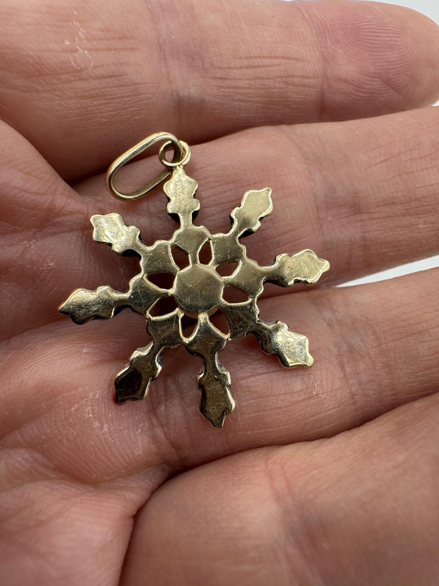 Moretti Flower Pendant 14k Yellow Gold Vintage