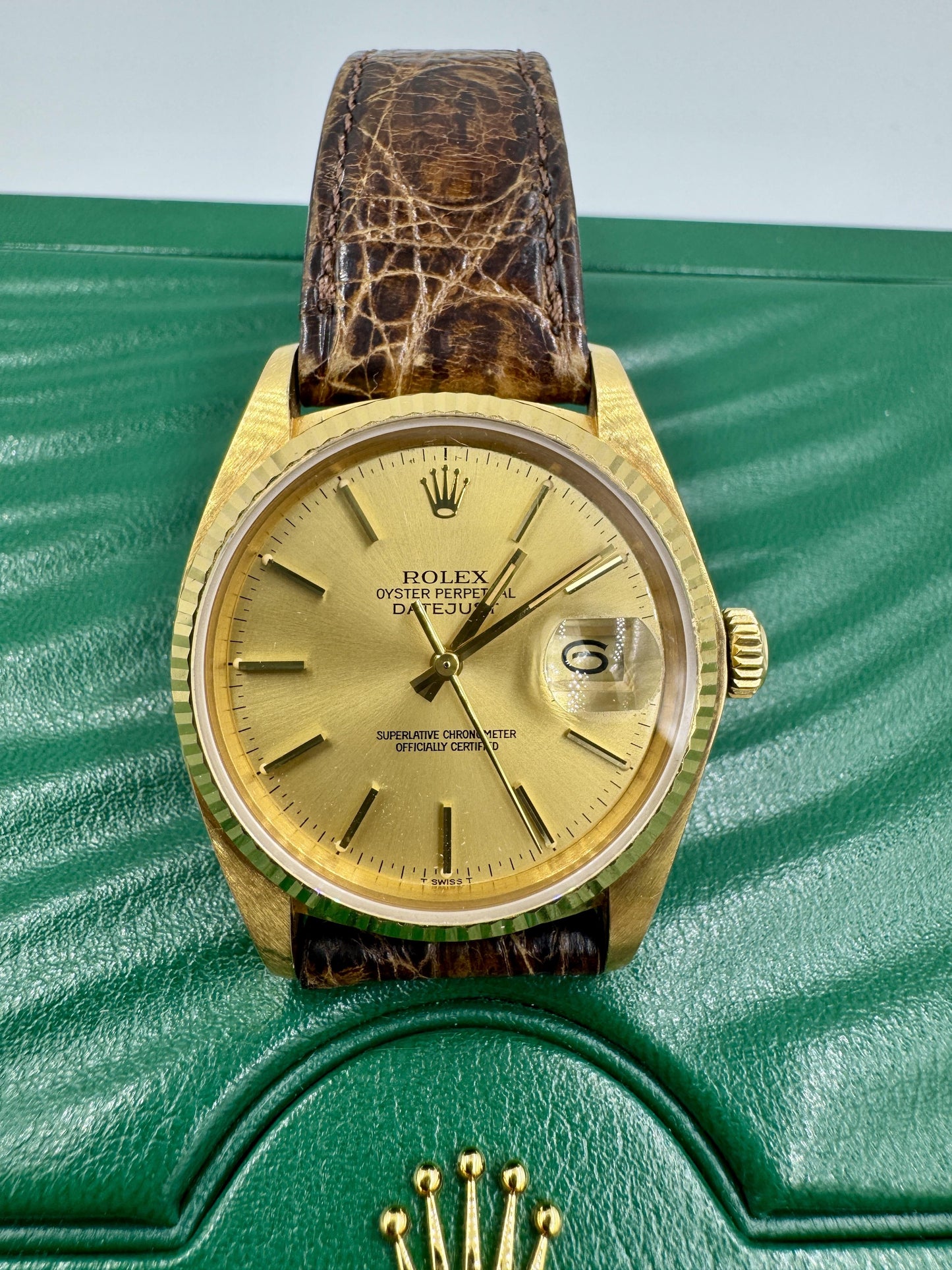Rare Rolex 16018 18k Gold Datejust Unpolished Minty condition