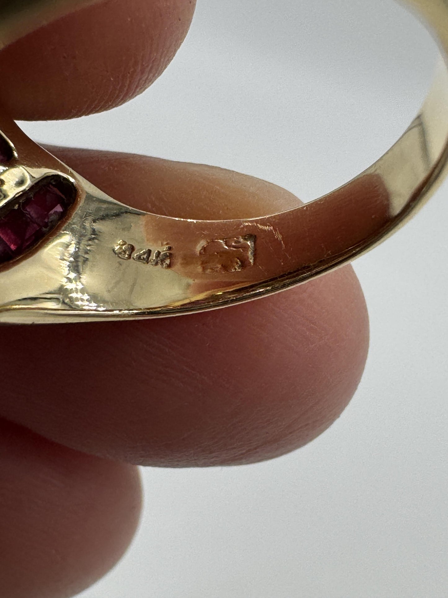 UK 14k Yellow Gold Dimaond and Ruby Dome Ring United Kingdom