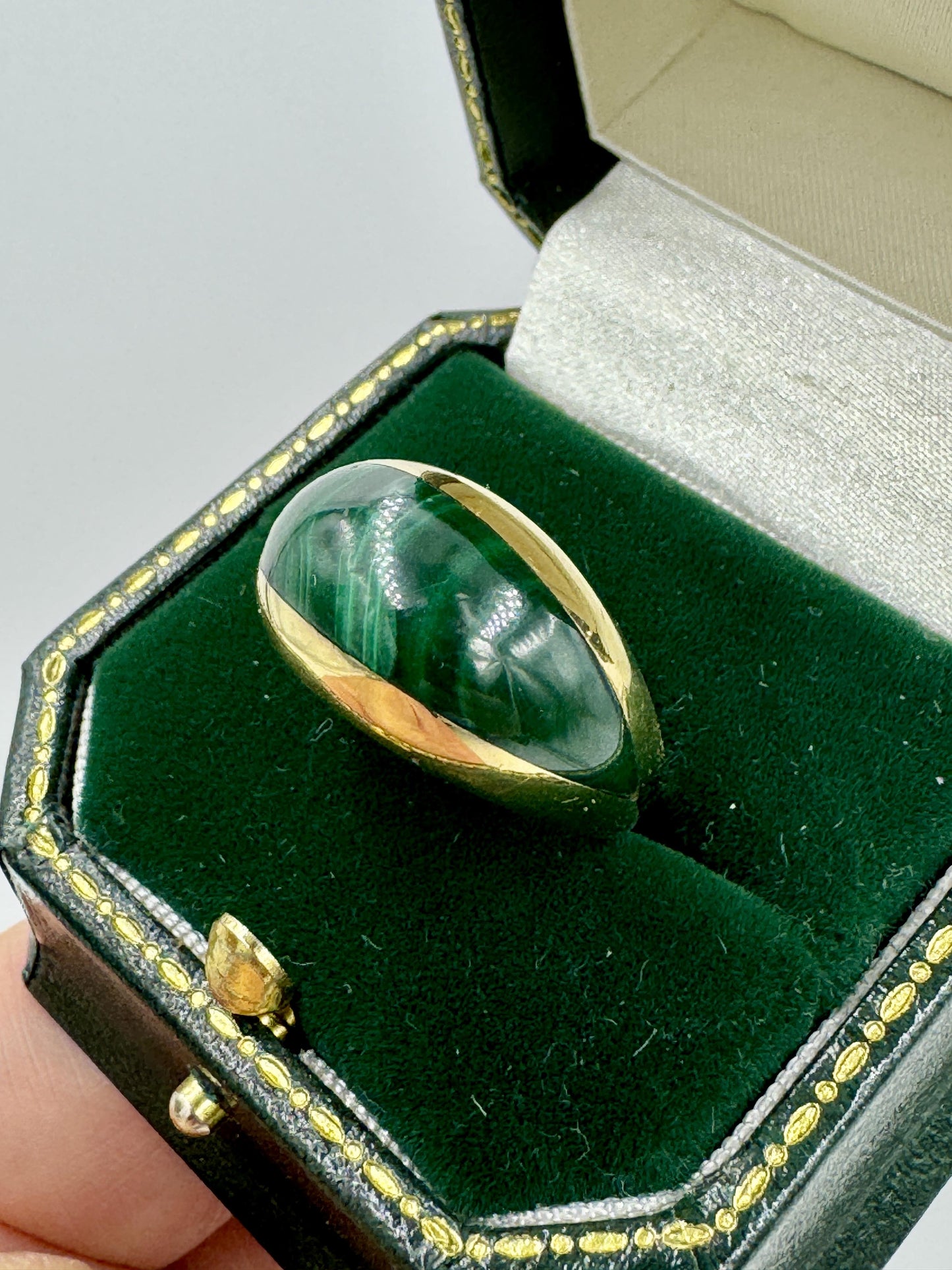 Rare 18k Joachim S'Paliu modernist Malachite Dome ring Spain