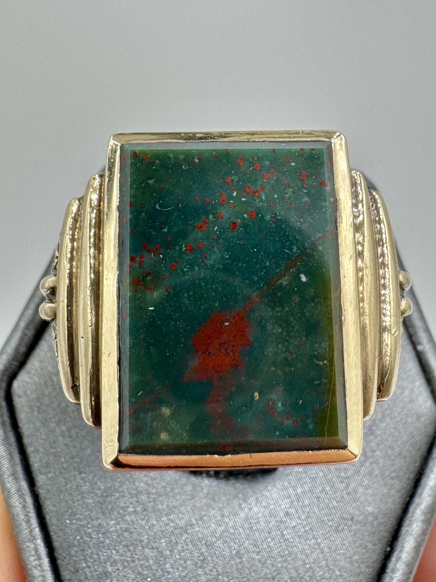 Art Deco 10k Yellow Gold Bloodstone Gents Ring