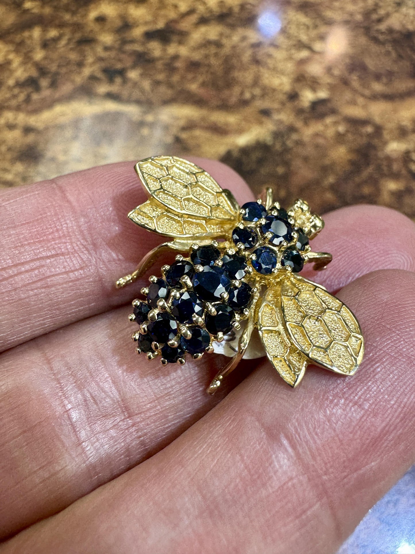 Vintage 14k Yellow Gold Sapphire Bee Pin 1990's
