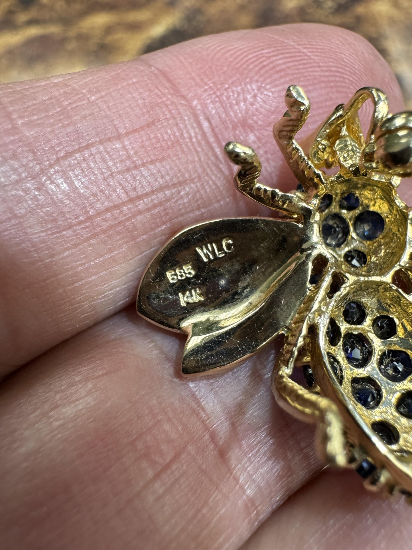 Vintage 14k Yellow Gold Sapphire Bee Pin 1990's
