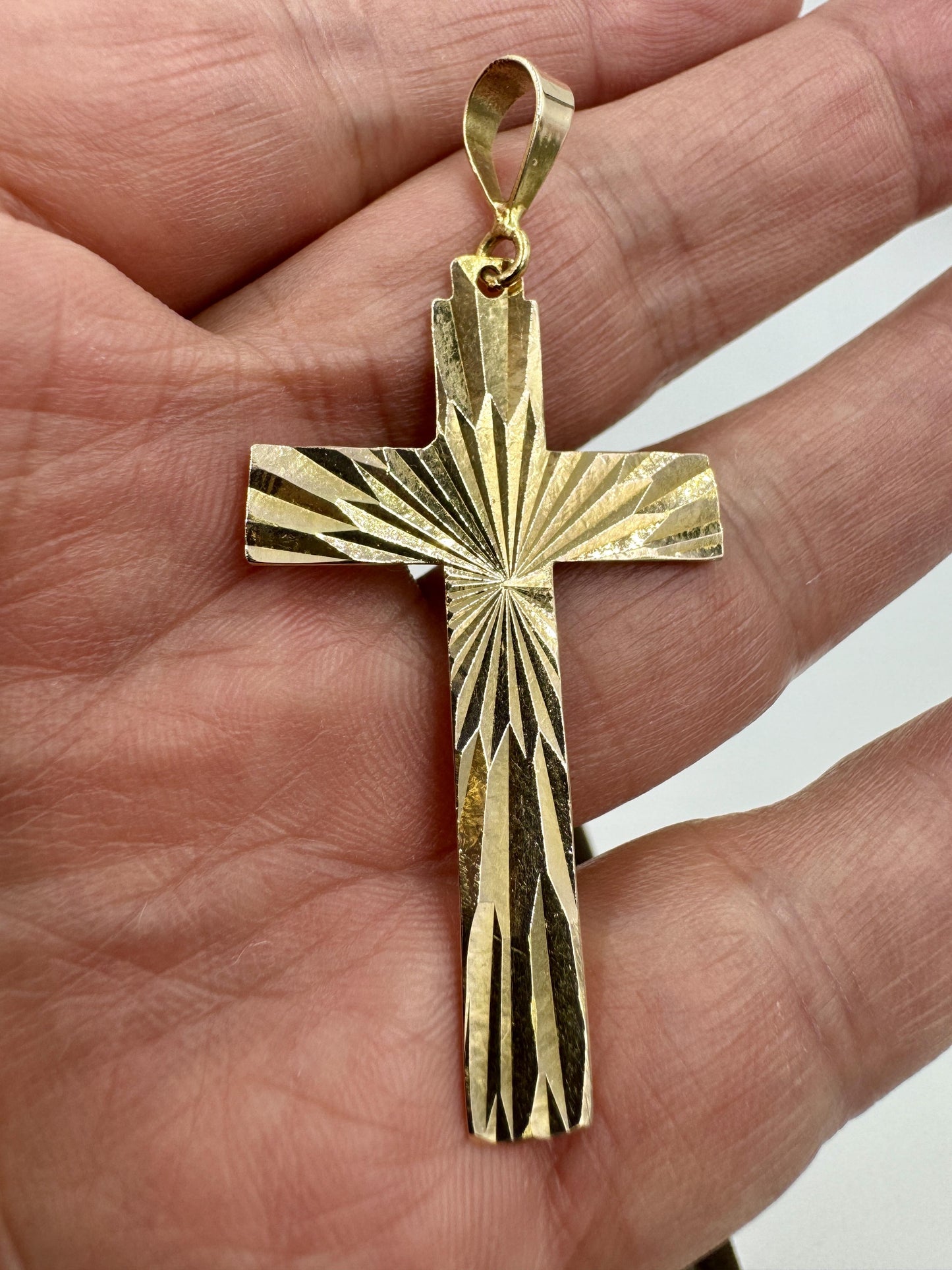 Vintage 18k Yellow Gold Crucifix Pendant Religious