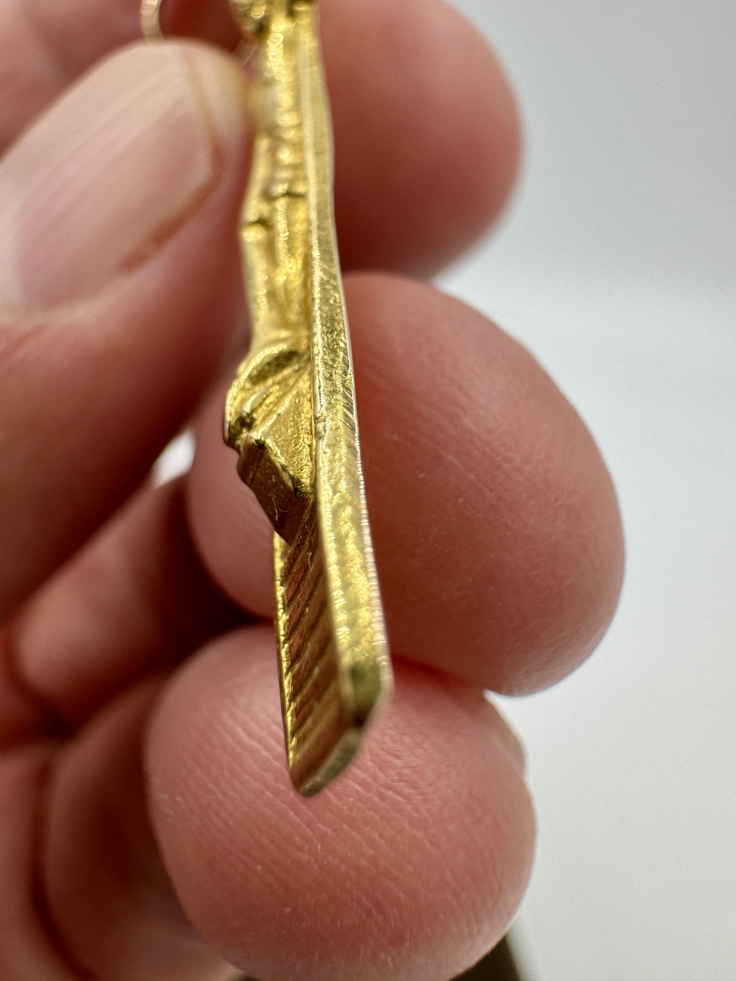 Vintage 18k Yellow Gold Crucifix Pendant Religious