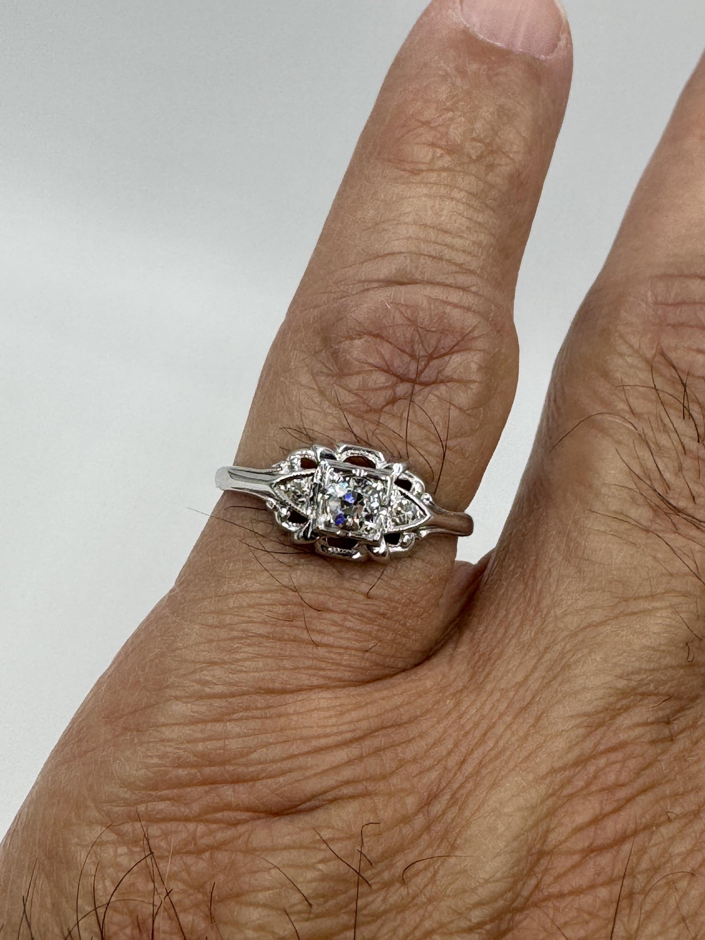 Art Deco 18k White Gold Old European Cut Diamond Ring