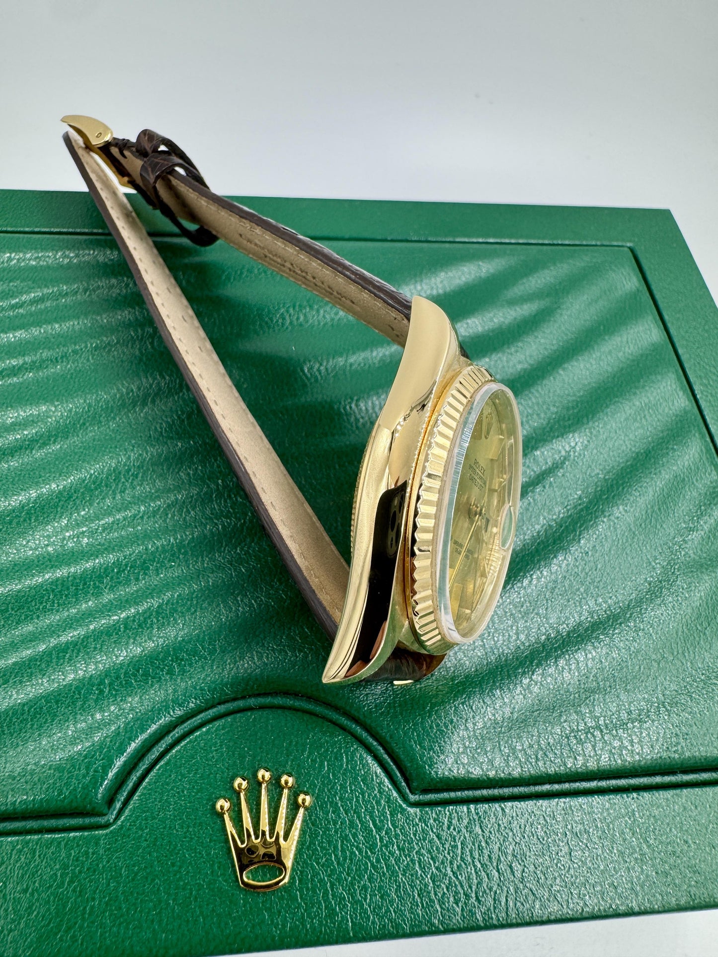Rare Rolex 16018 18k Gold Datejust Unpolished Minty condition