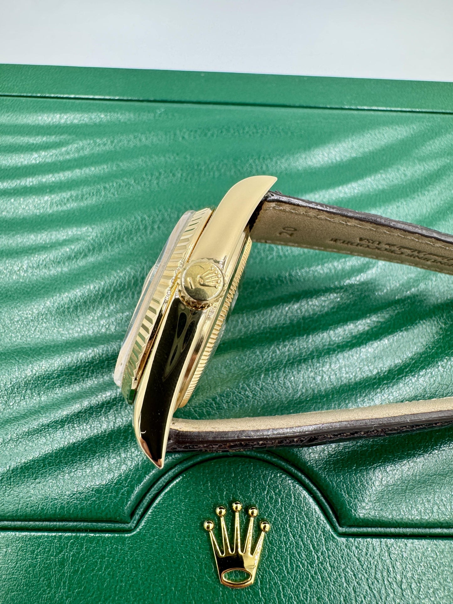 Rare Rolex 16018 18k Gold Datejust in Mint Condition