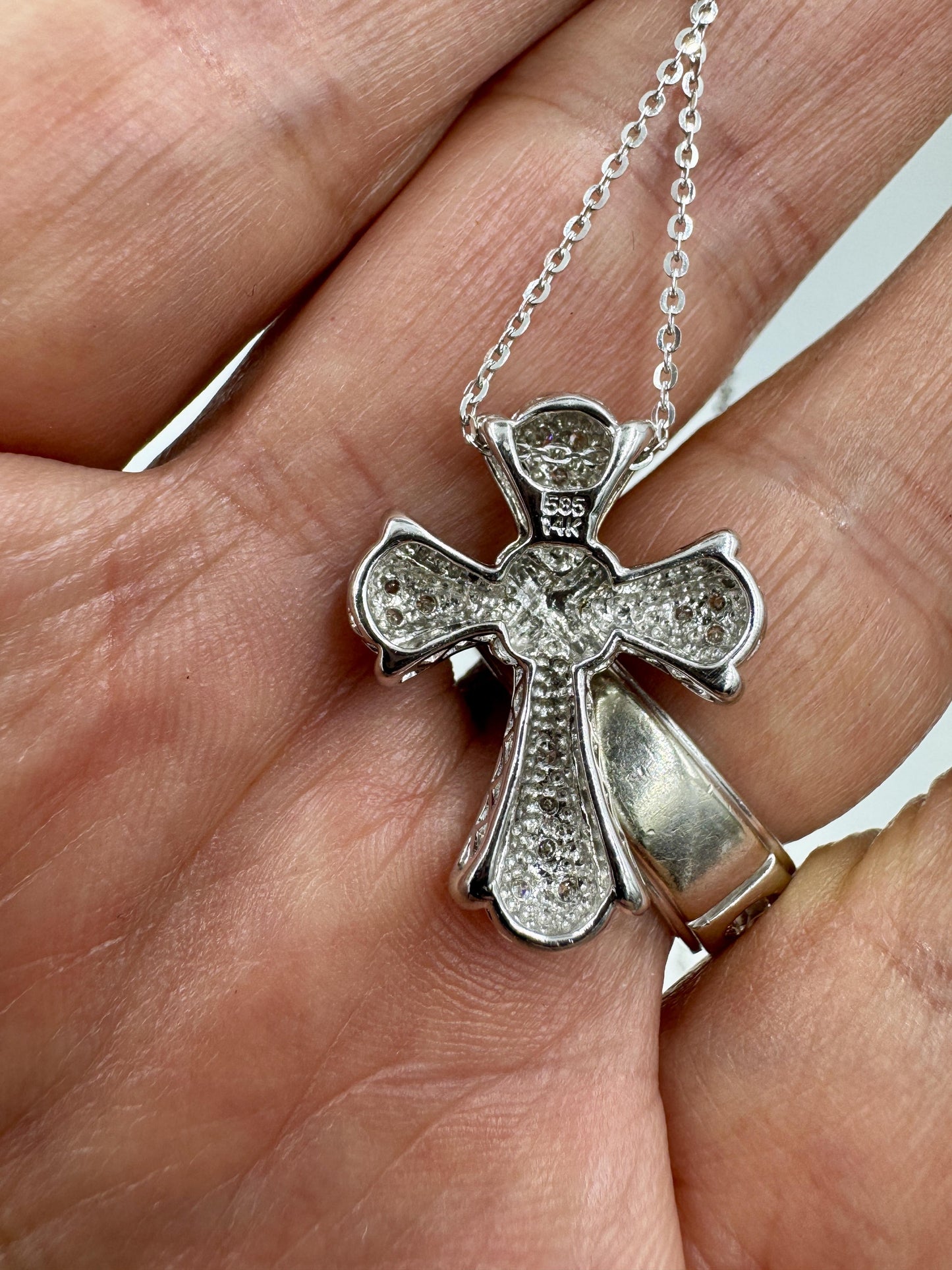 Vintage 14k White Gold diamond Cross Pendant Necklace 16"