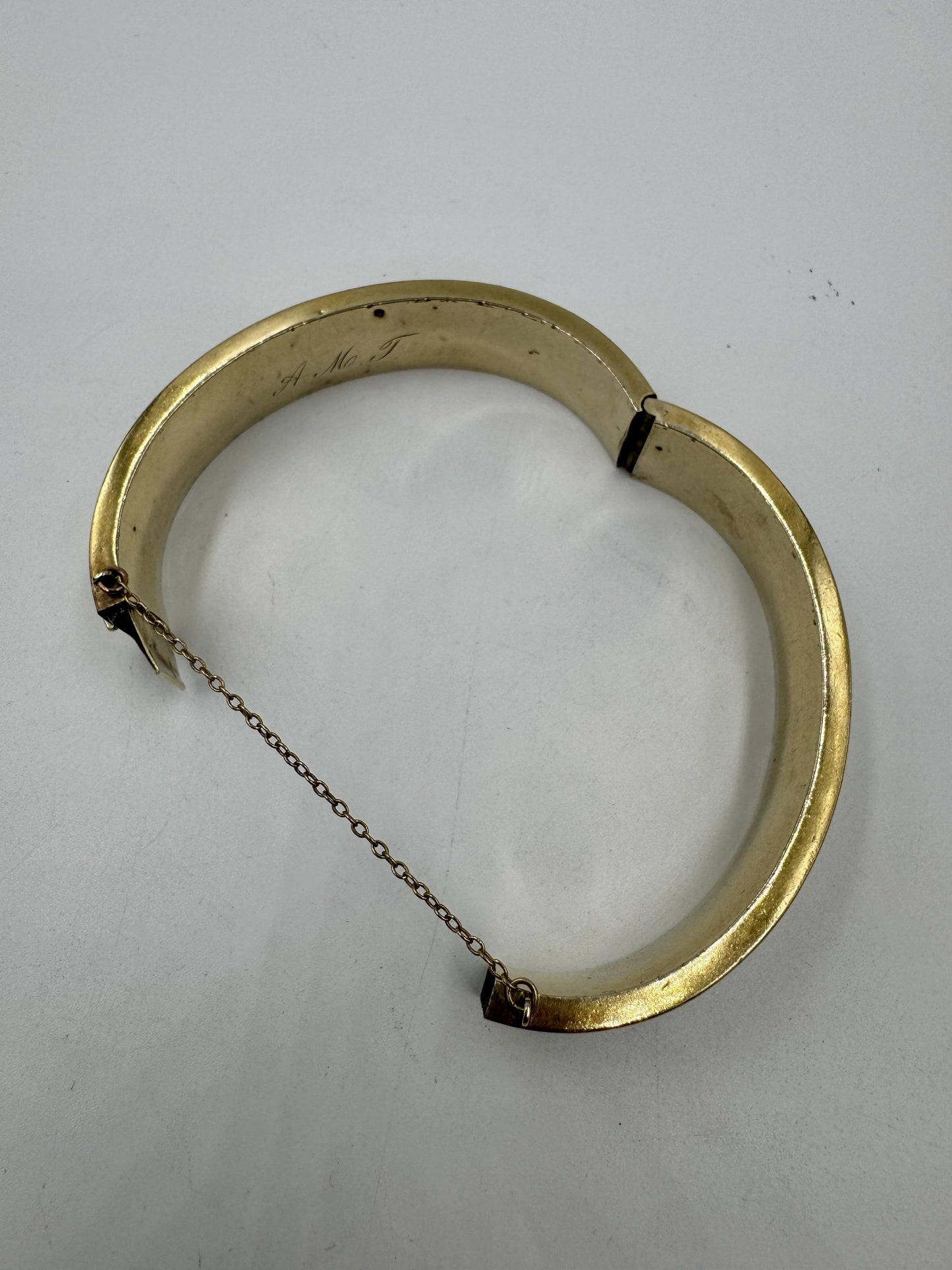 Vtg Antique Gold Filled Victorian Black Enamel Ornate Hinged Bangle Bracelet