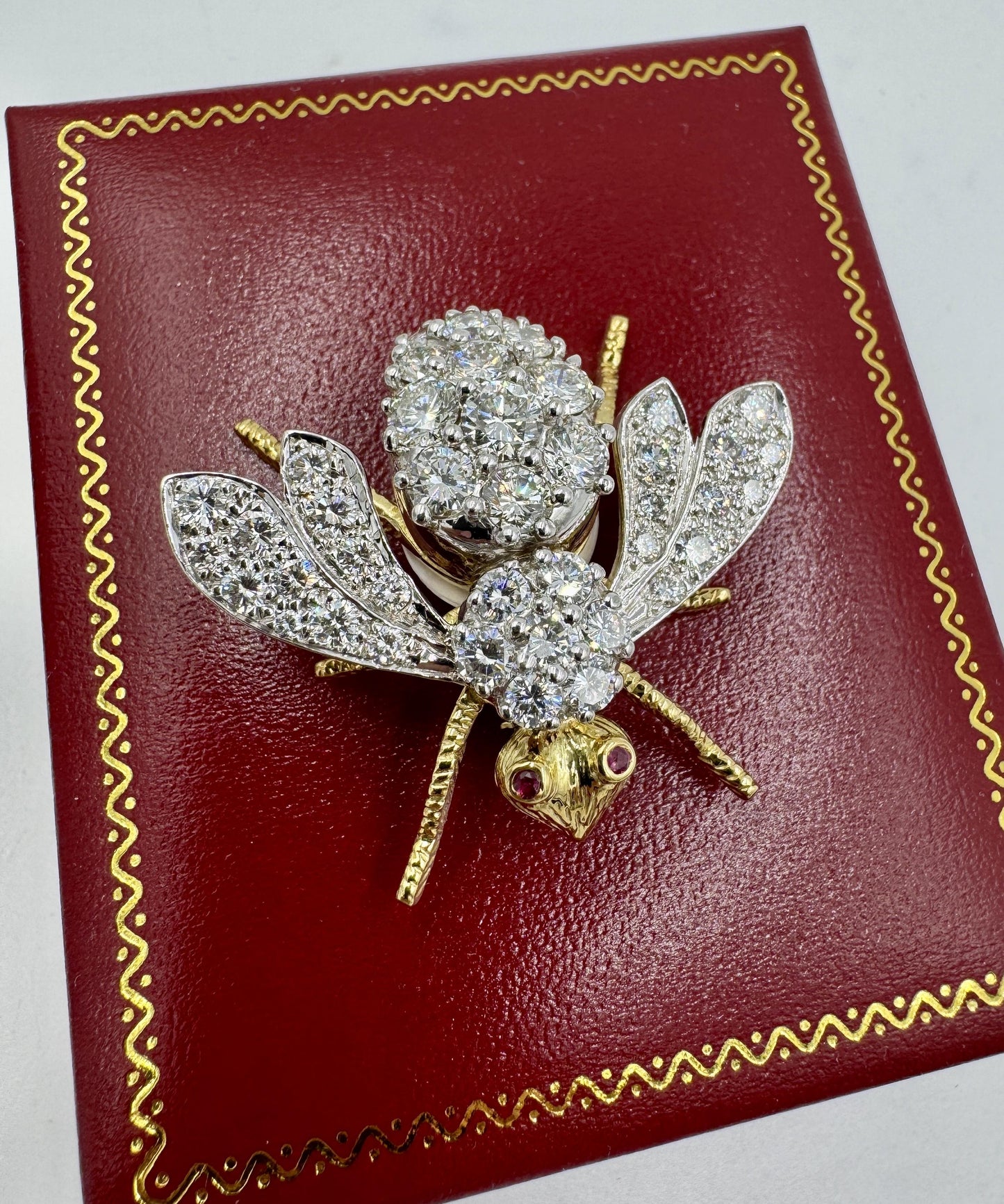 Vintage Herbert Rosenthal 18K Gold Diamond Ruby Eyes Bumble Bee XL Brooch Pin