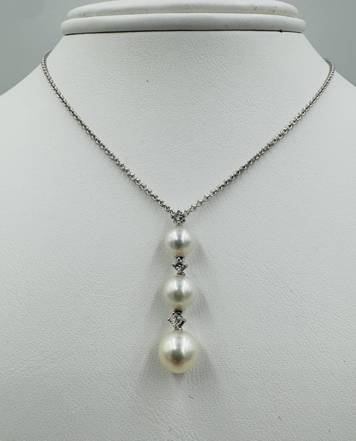 Mikimoto 18k White Gold Diamond and Pearl Drop Pendant 18"