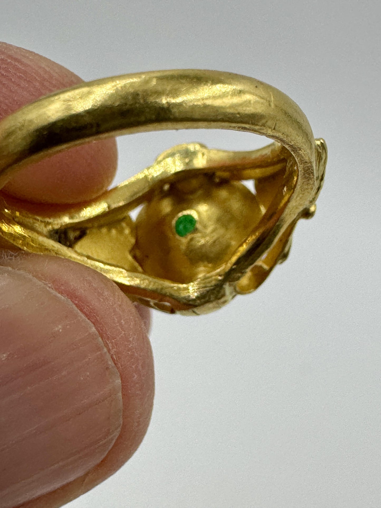 Vintage 22k Gold Emerald Hand Made Ring 6sz 7.5gr