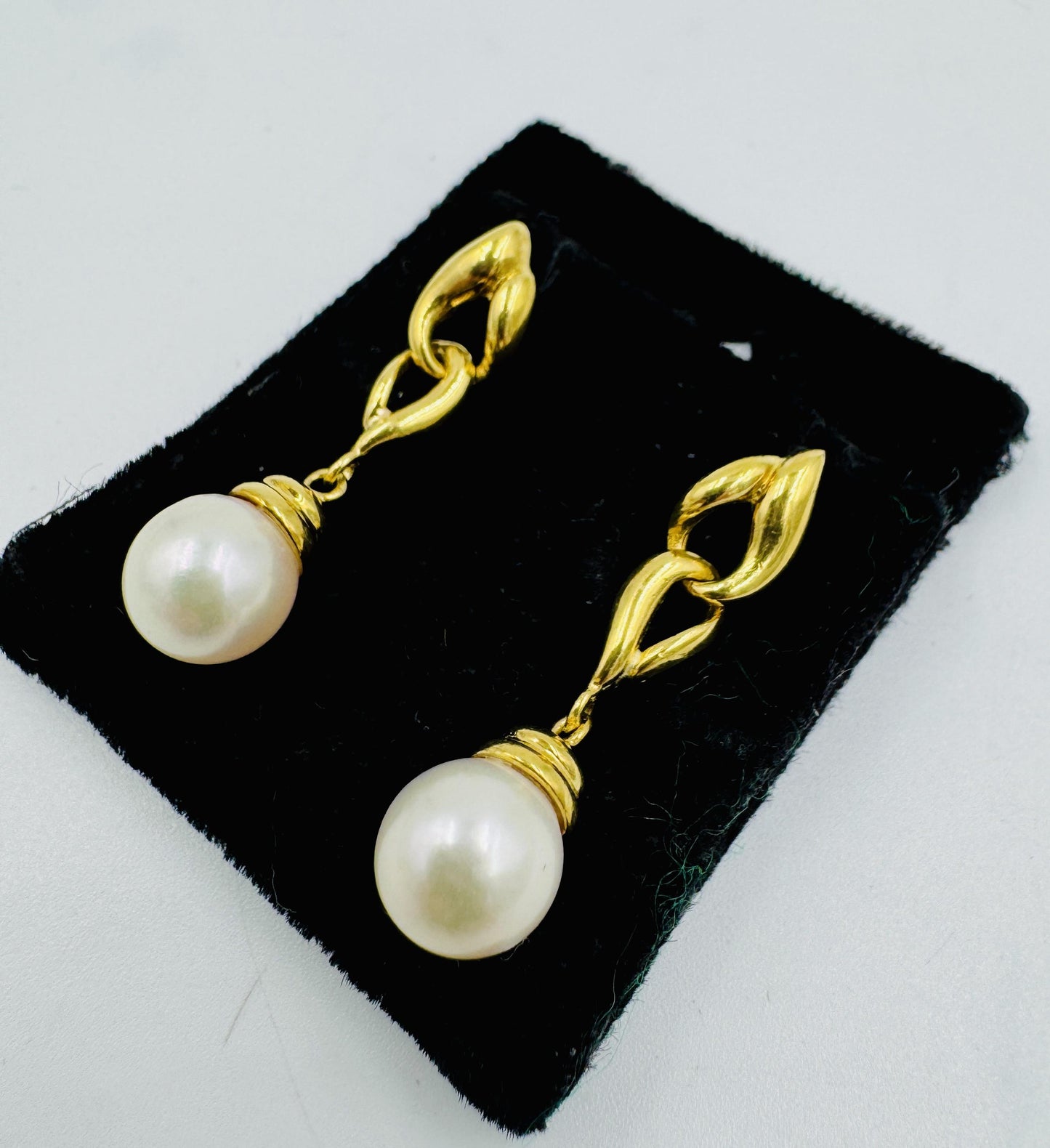Vintage 18k Yellow Gold Pearl Drop Earrings