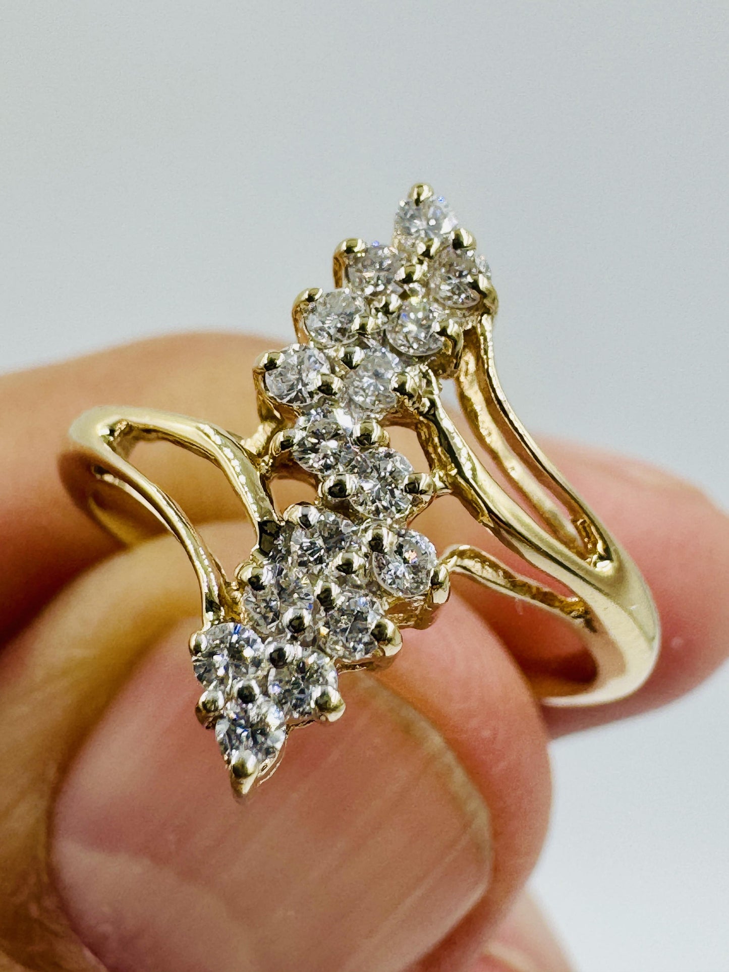 Vintage 14k Yellow Gold Diamond Cluster Ring