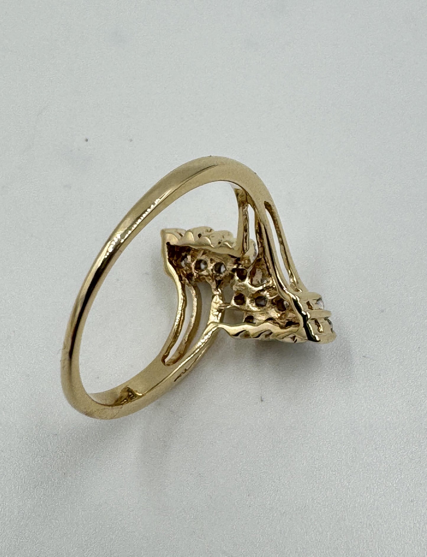 Vintage 14k Yellow Gold Diamond Cluster Ring
