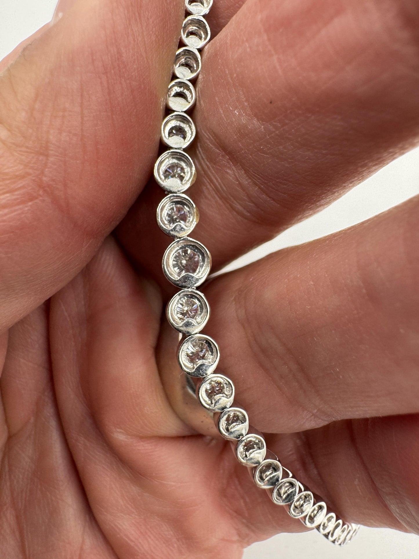 18k White Gold Diamond Tennis Necklace 3.50ct VS H