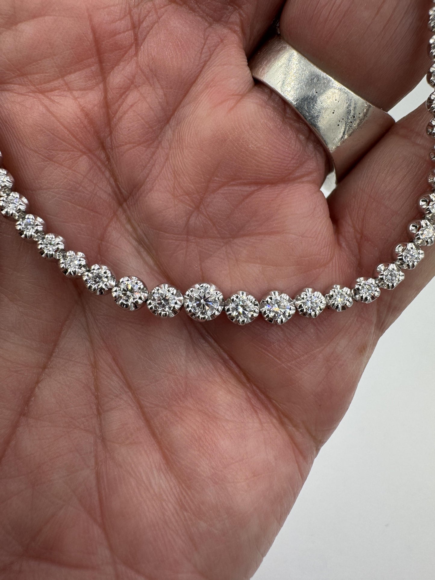 18k White Gold Diamond Tennis Necklace 3.50ct VS H