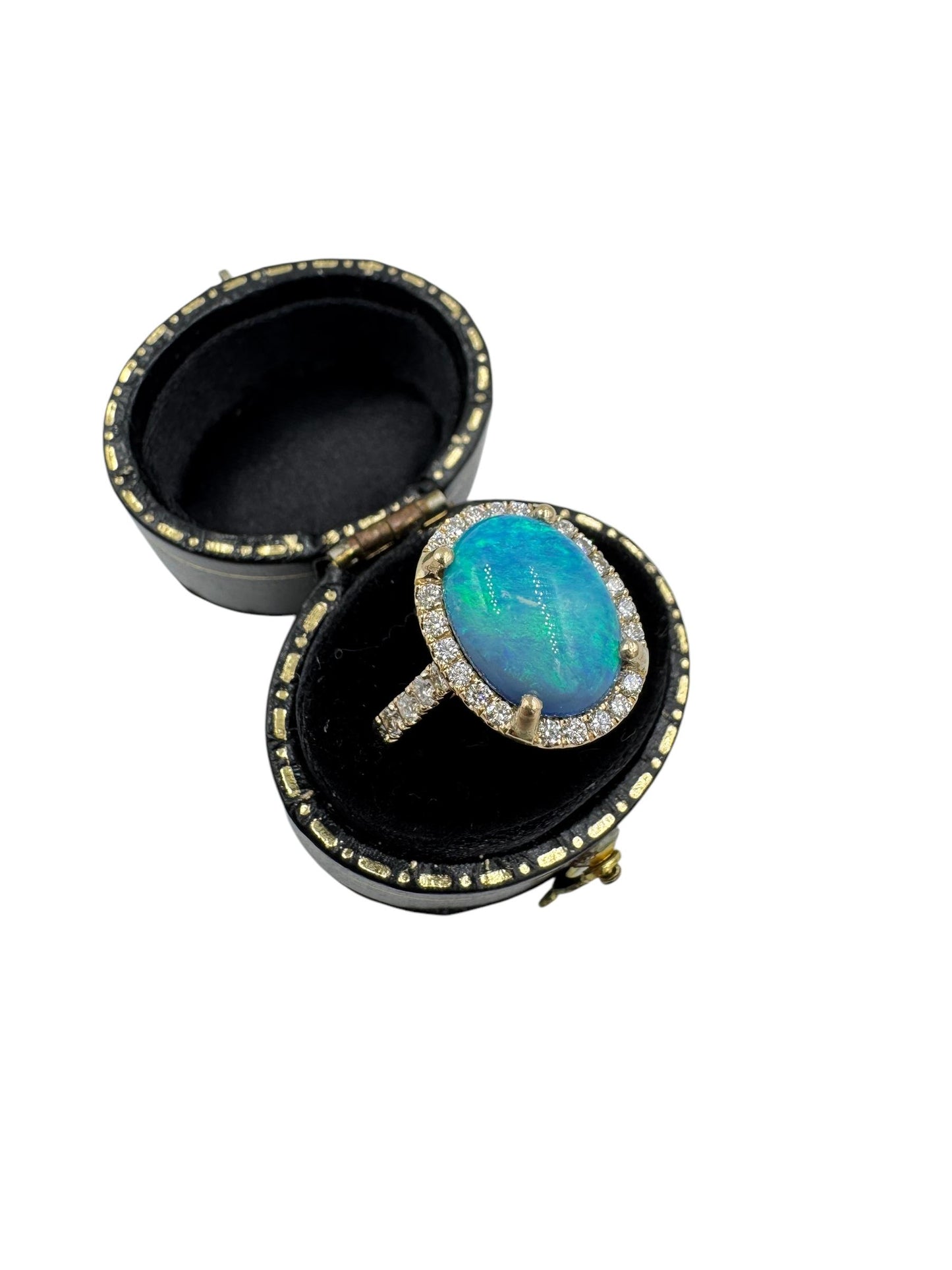 Stunning 18k Gold Opal Diamond Halo Ring