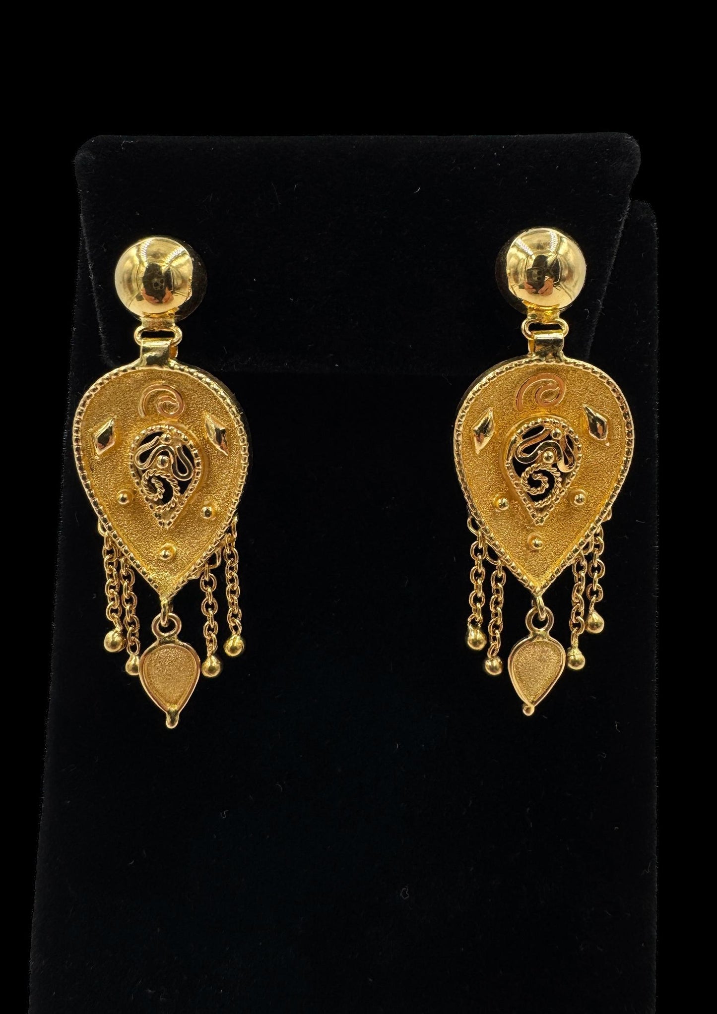 Designer Signed 21k Gold dangle Teardrop Earrings Pierced