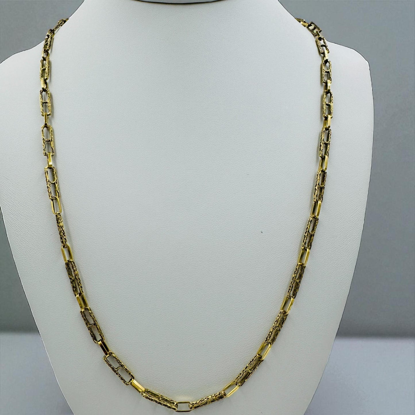Vintage 18k Gold Italian Textured fancy Link Chain Necklace 30"
